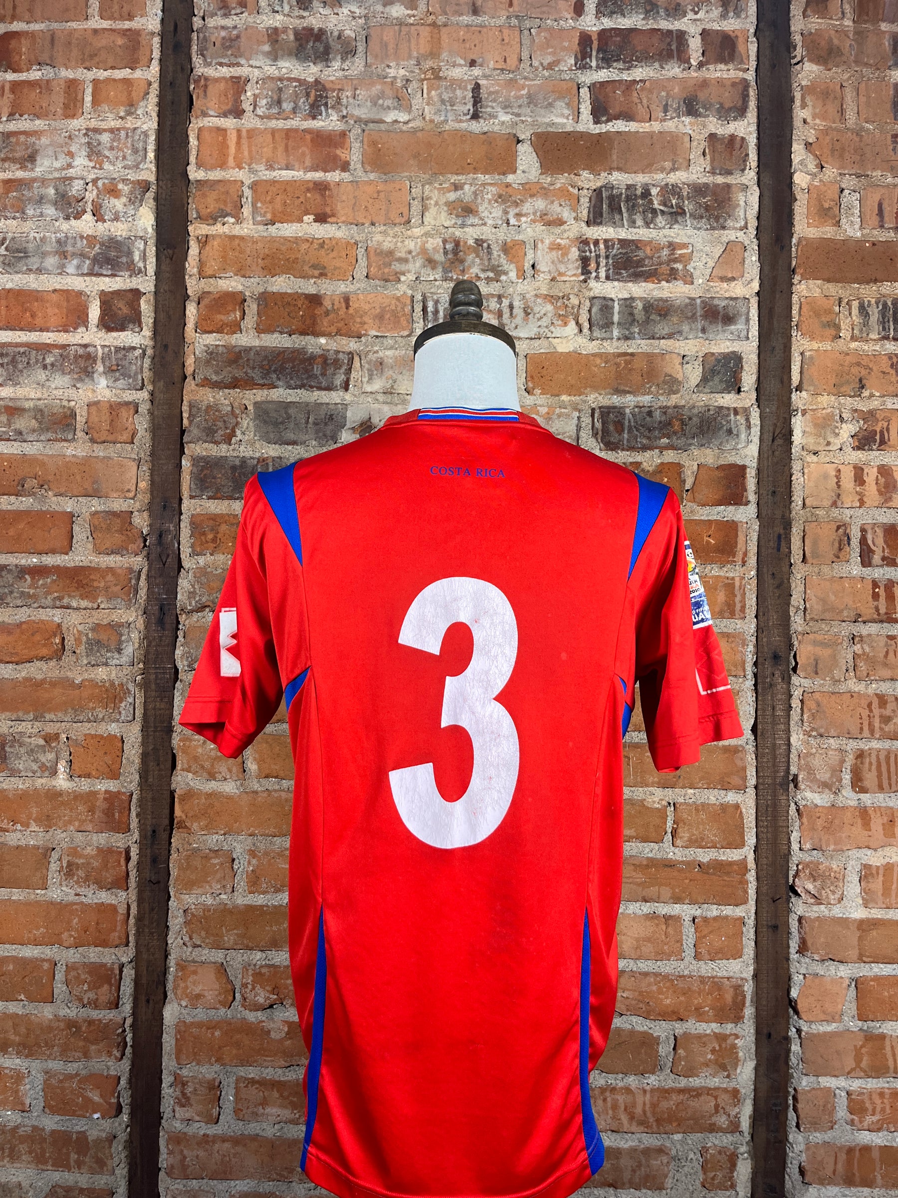 Costa Rica #3 – Home – M – 2008 – (8/10)