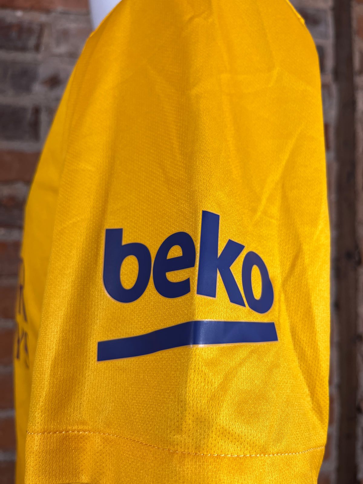 FC Barcelona – Away Kit – S – 2015-16 – (7/10)