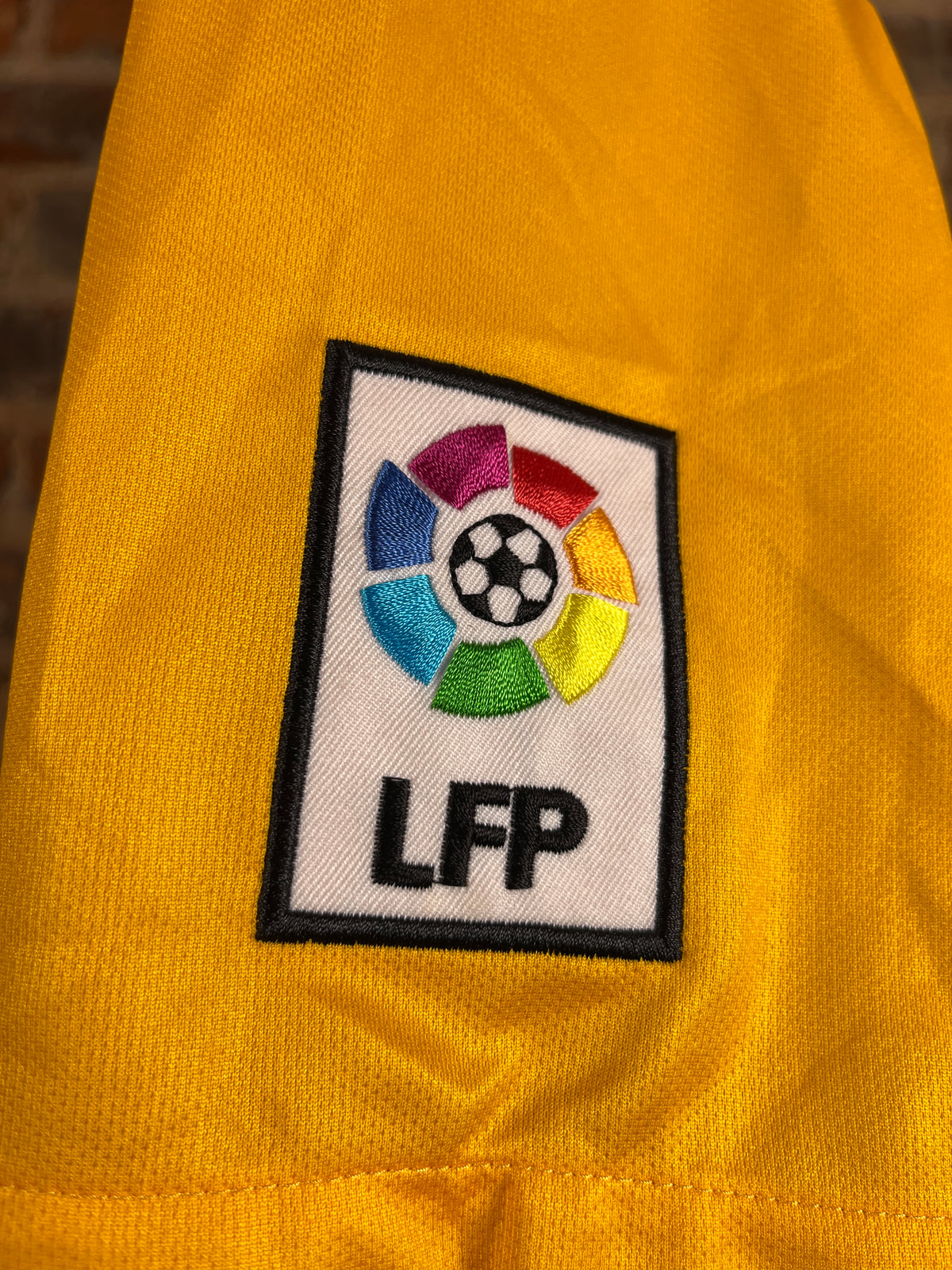 FC Barcelona – Away Kit – S – 2015-16 – (7/10)