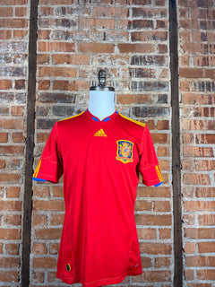 Spain – Home – 2010 – M – (9/10)