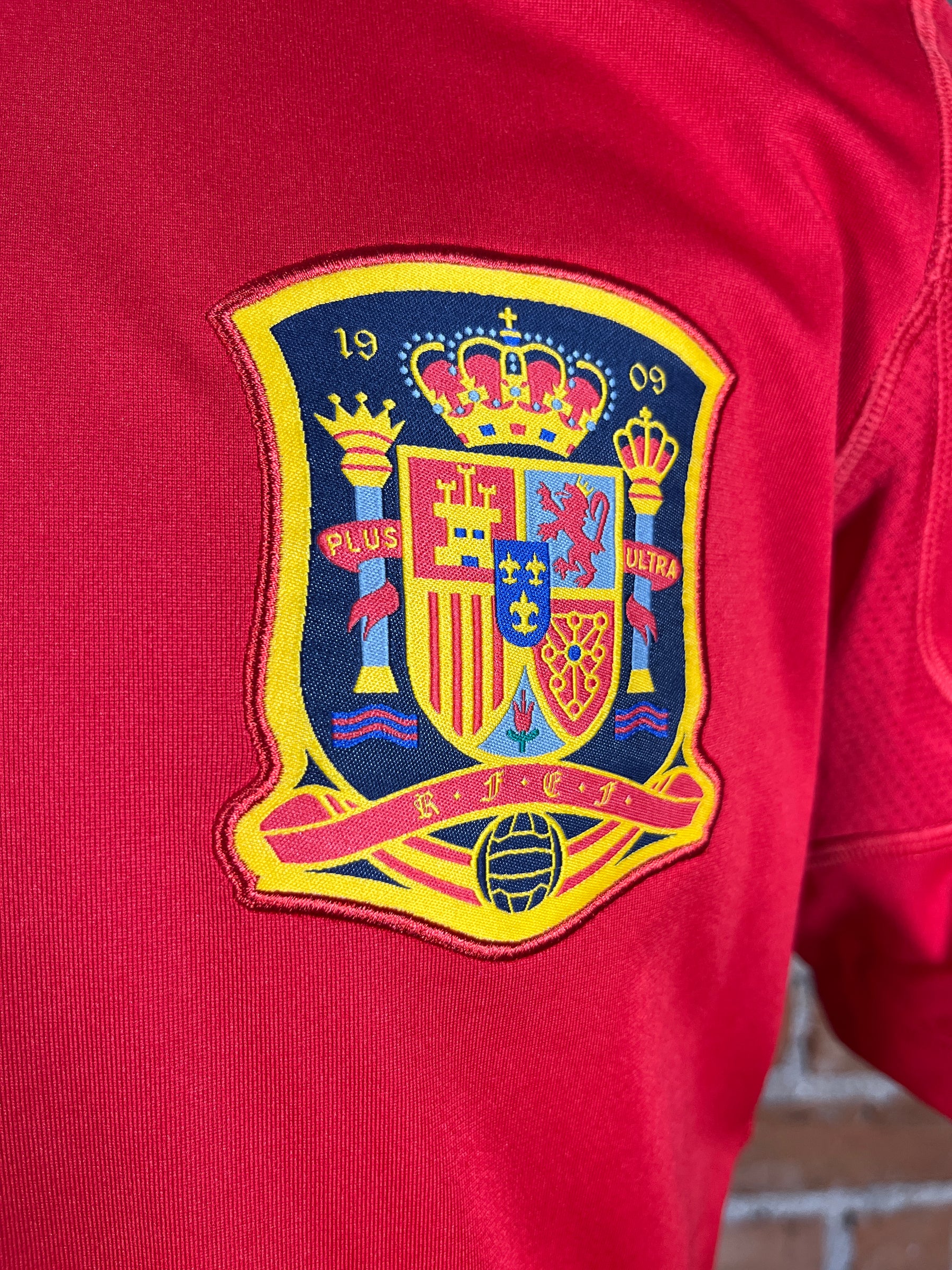 Spain – Home – 2010 – M – (9/10)