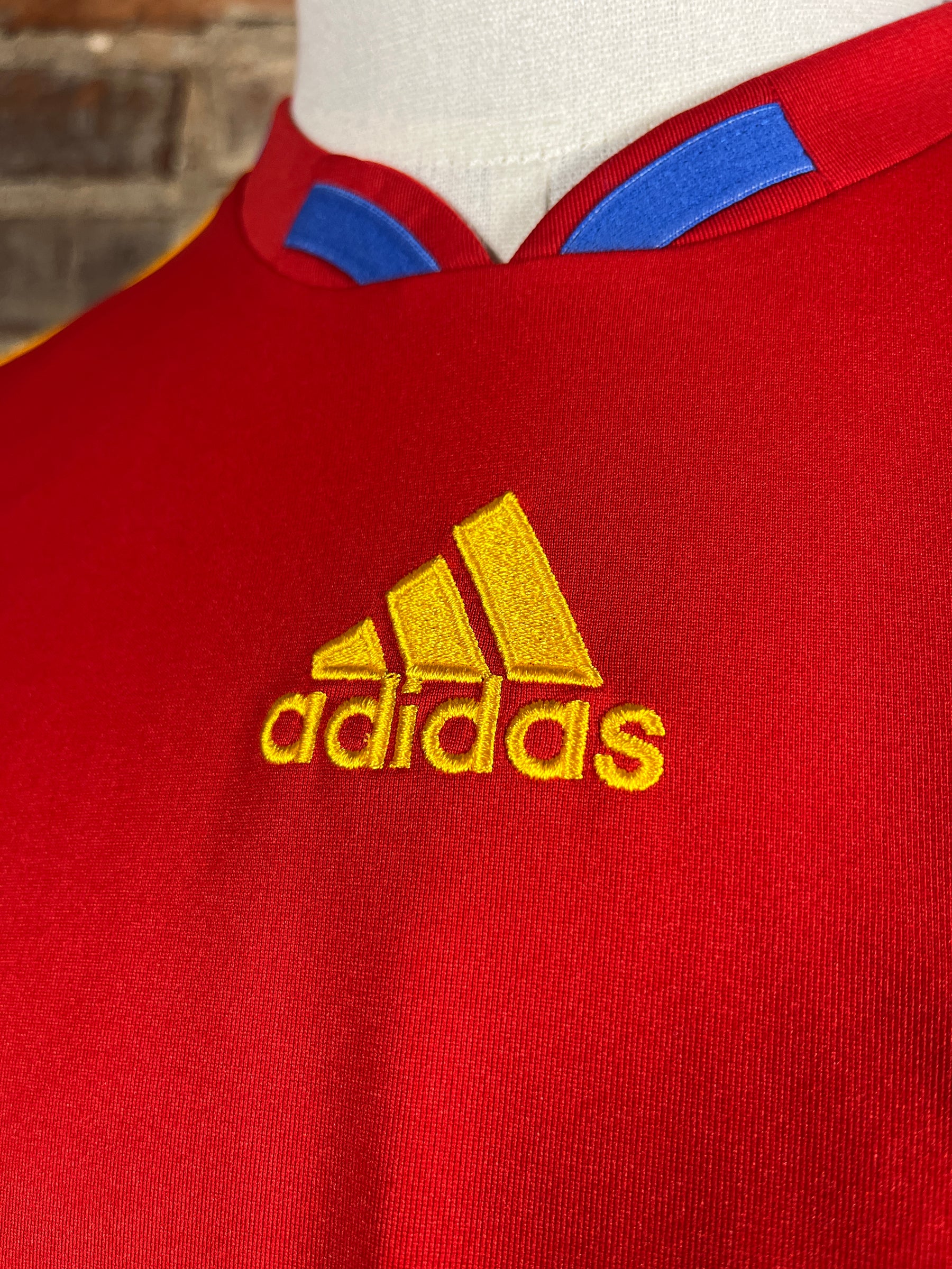 Spain – Home – 2010 – M – (9/10)