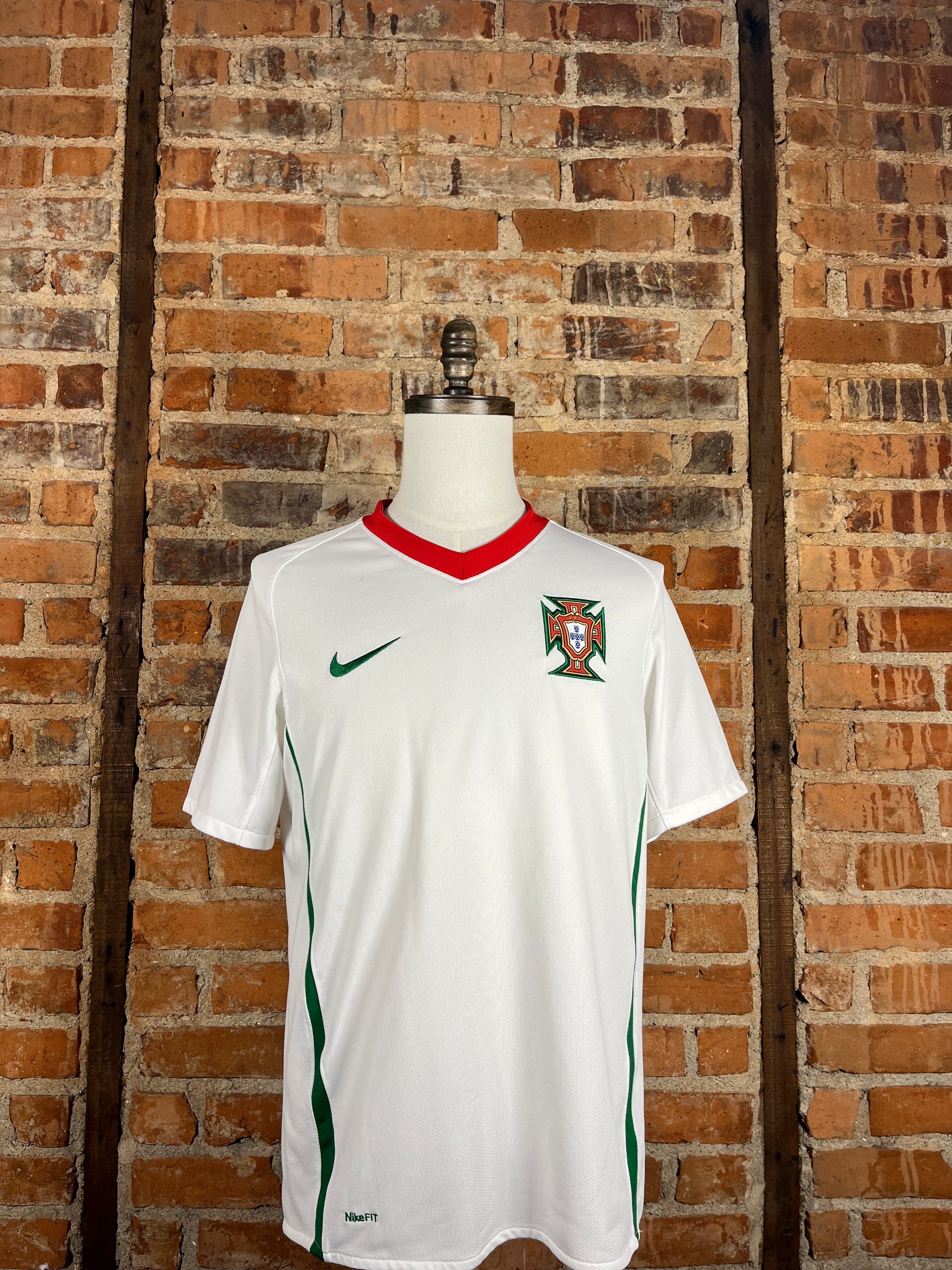 Portugal – Away – 2010 – M – (9/10)