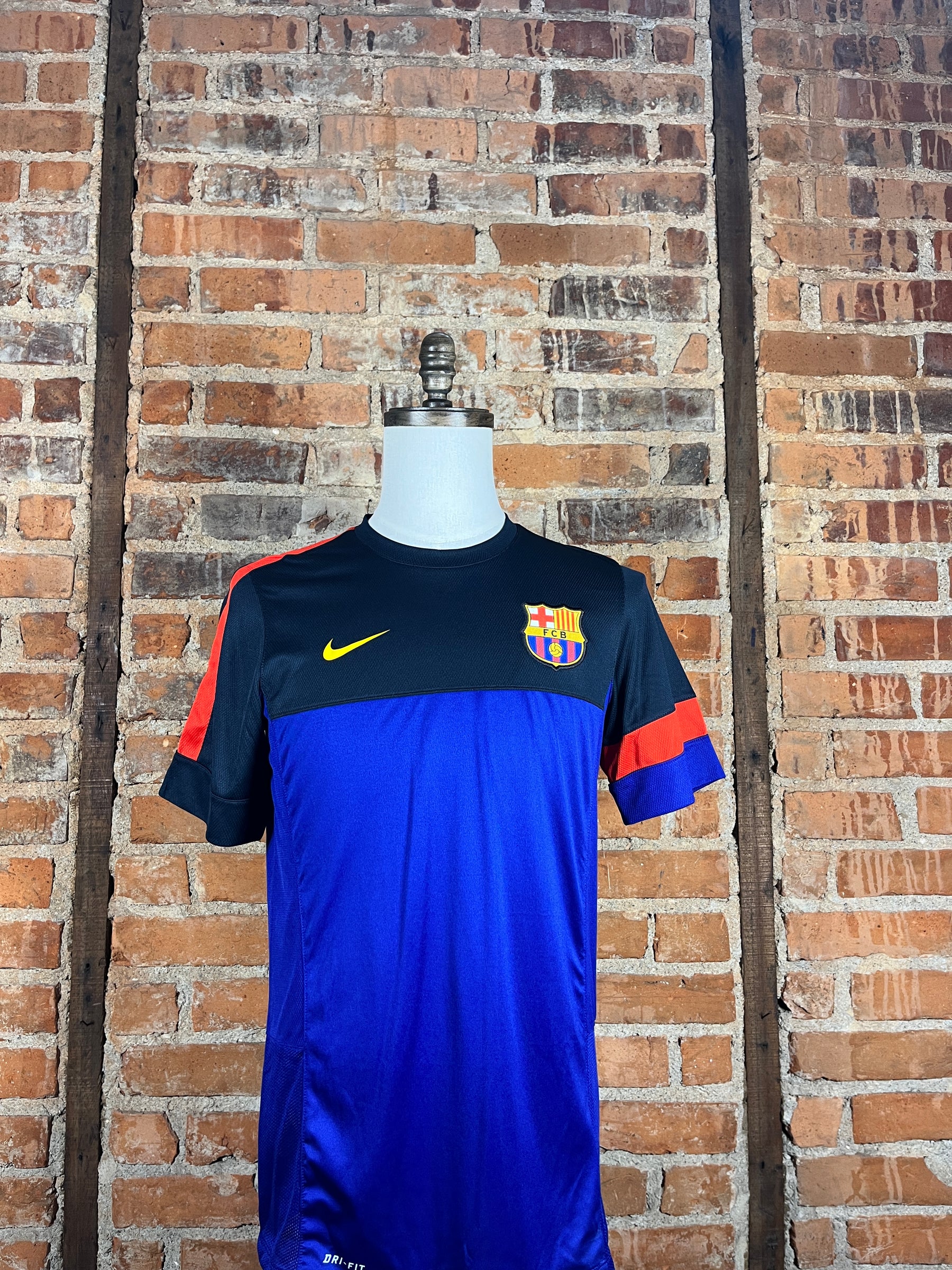 Barcelona – Training – 2012 – M – (8/10)