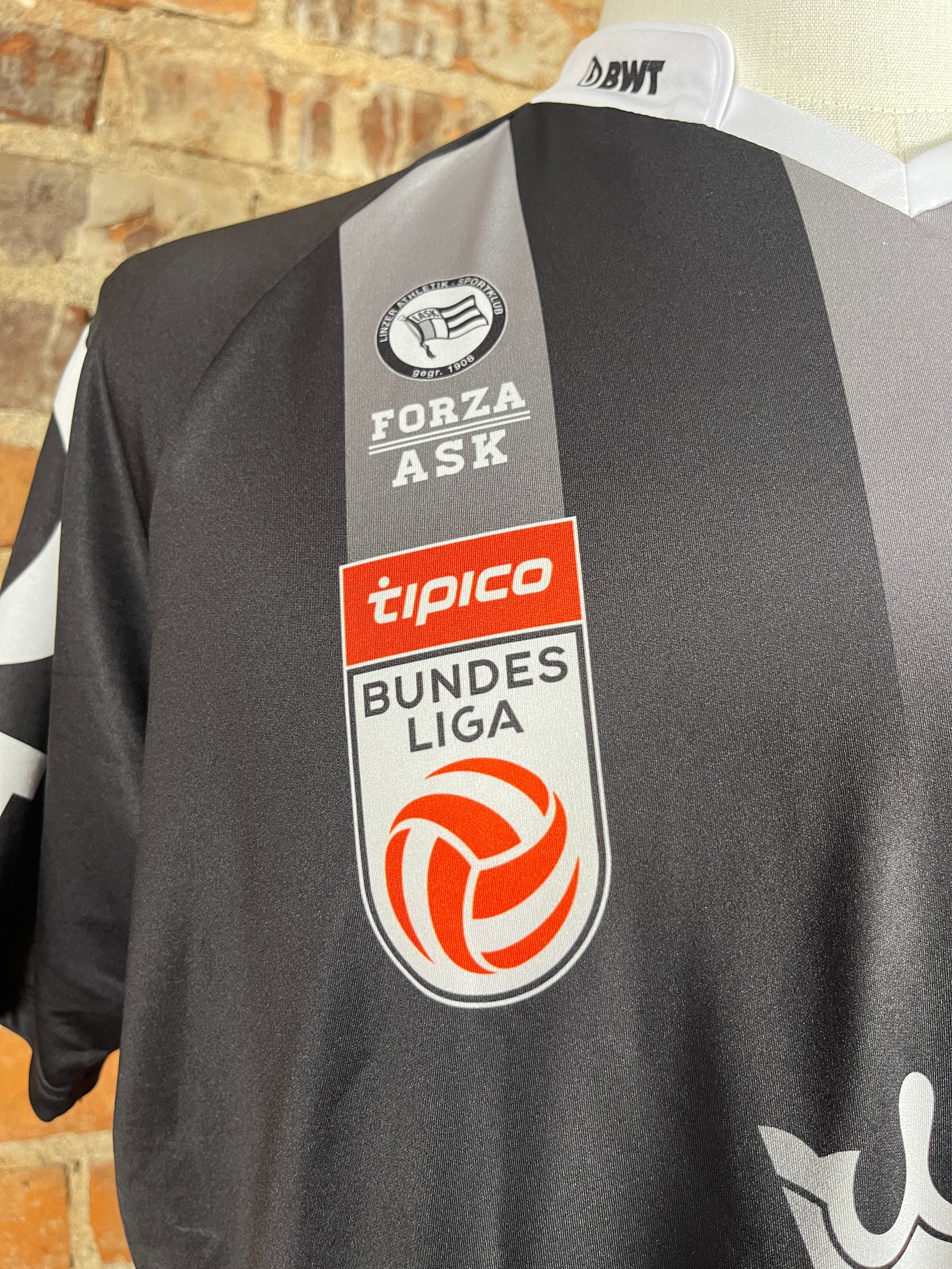 LASK Klauss #9 – Away – 2019 – XL – (9/10)