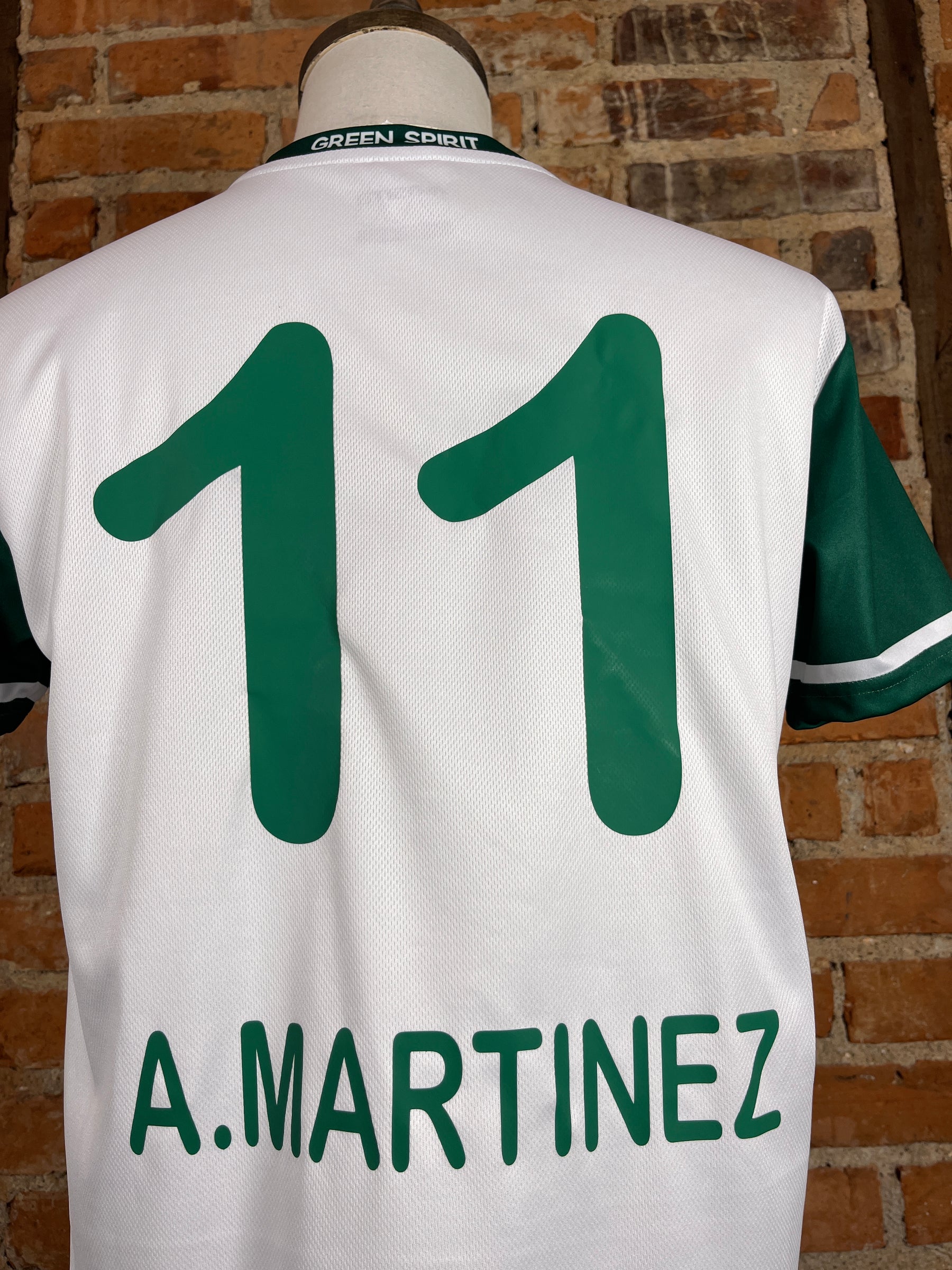 Lommel SK A. Martinez #11 Match Worn/Issue – Home – 2021 – M – (8/10)
