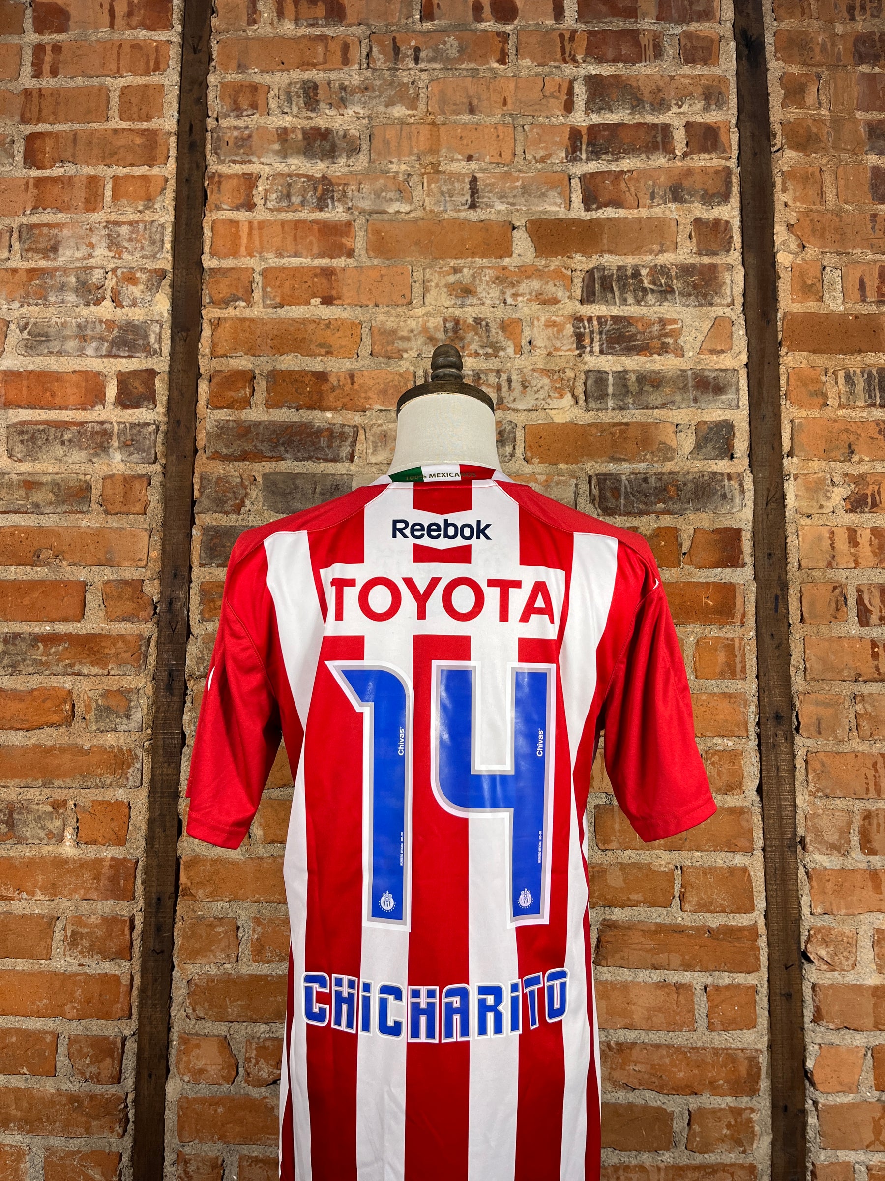 Chivas Chicharito #14 – Home – 2010 – L – (9/10)