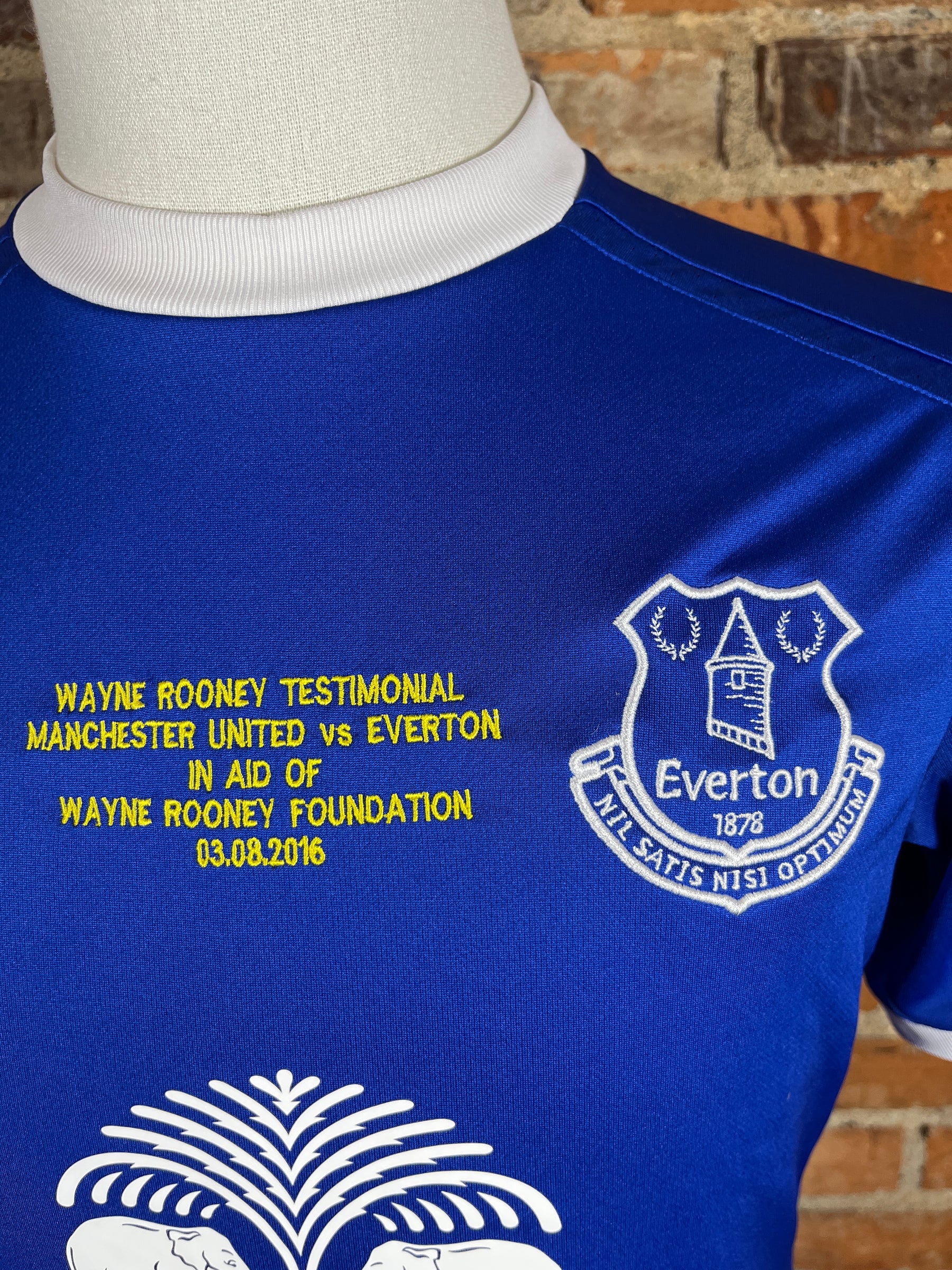 Everton Oviedo #20 Match Worn/Issue – Home – 2016 – M – (8/10)