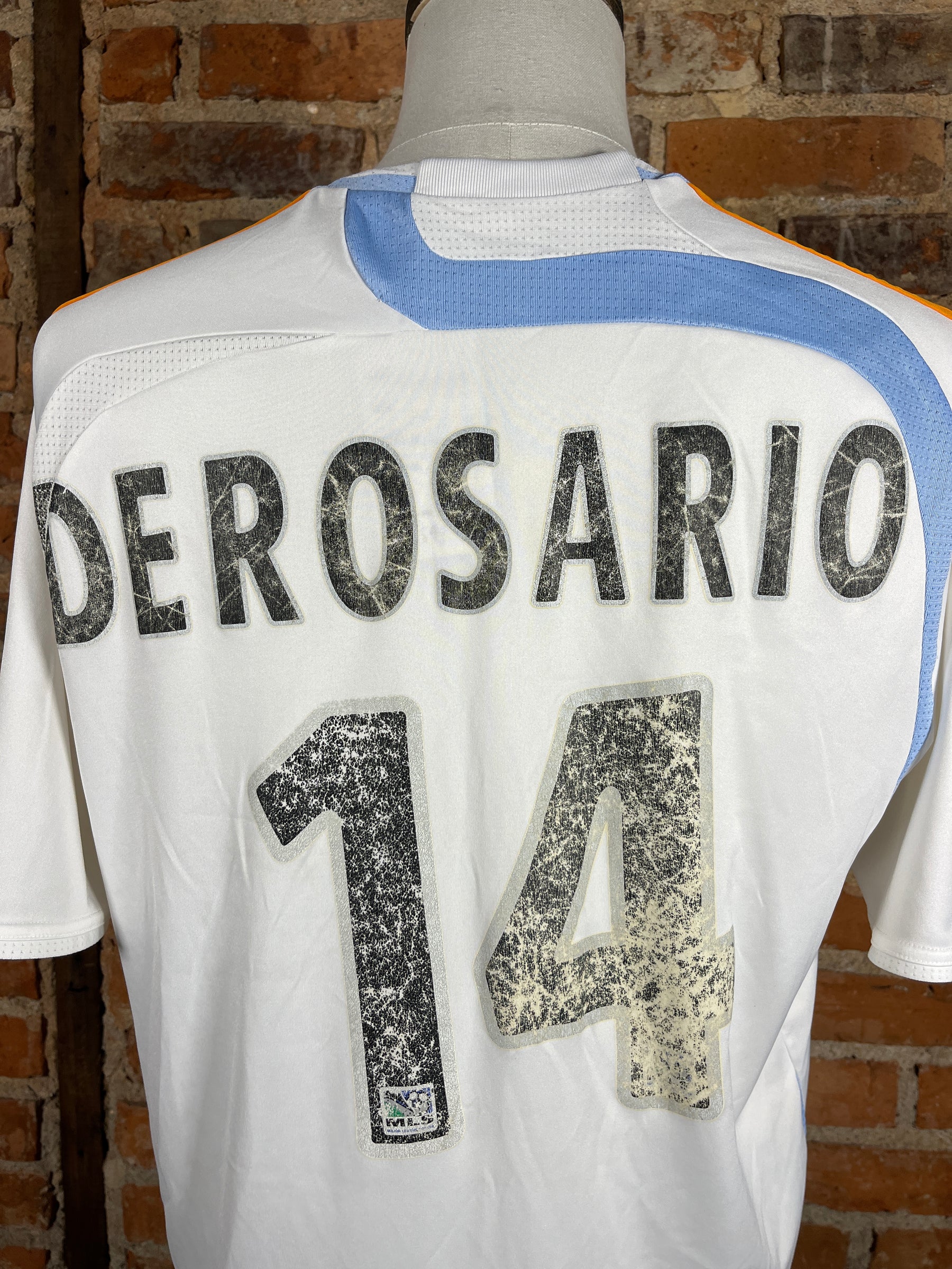 Houston Dynamo FC De Rosario #14 – Away – 2007 – L – (7/10)