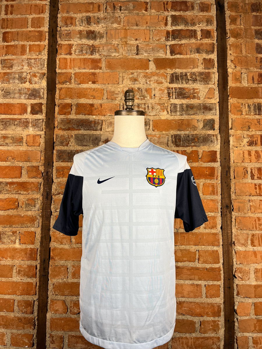 Barcelona – Training – 2016 – S – (8/10)