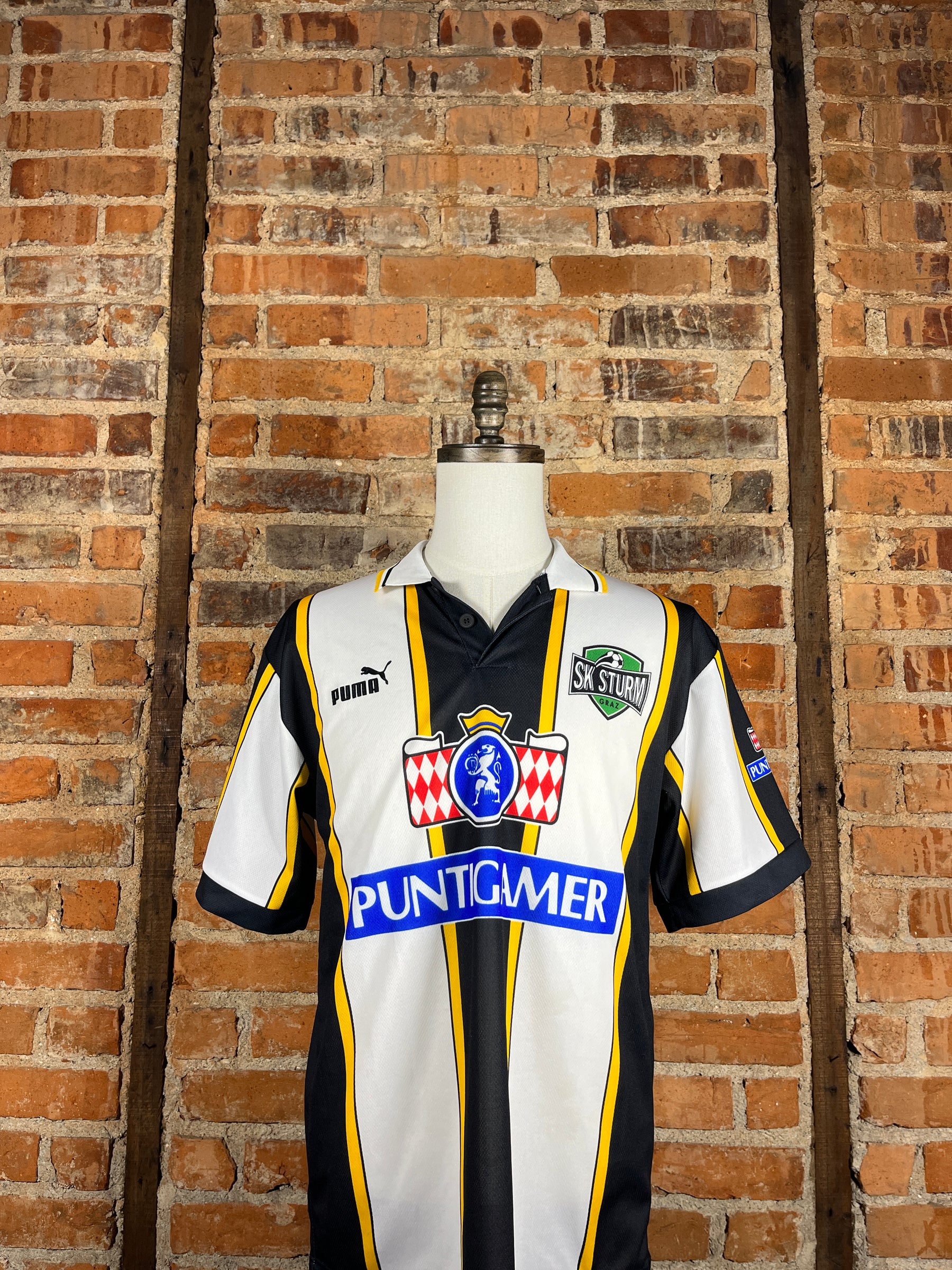SK Sturm Graz – Home – 1999 – M – (9/10)