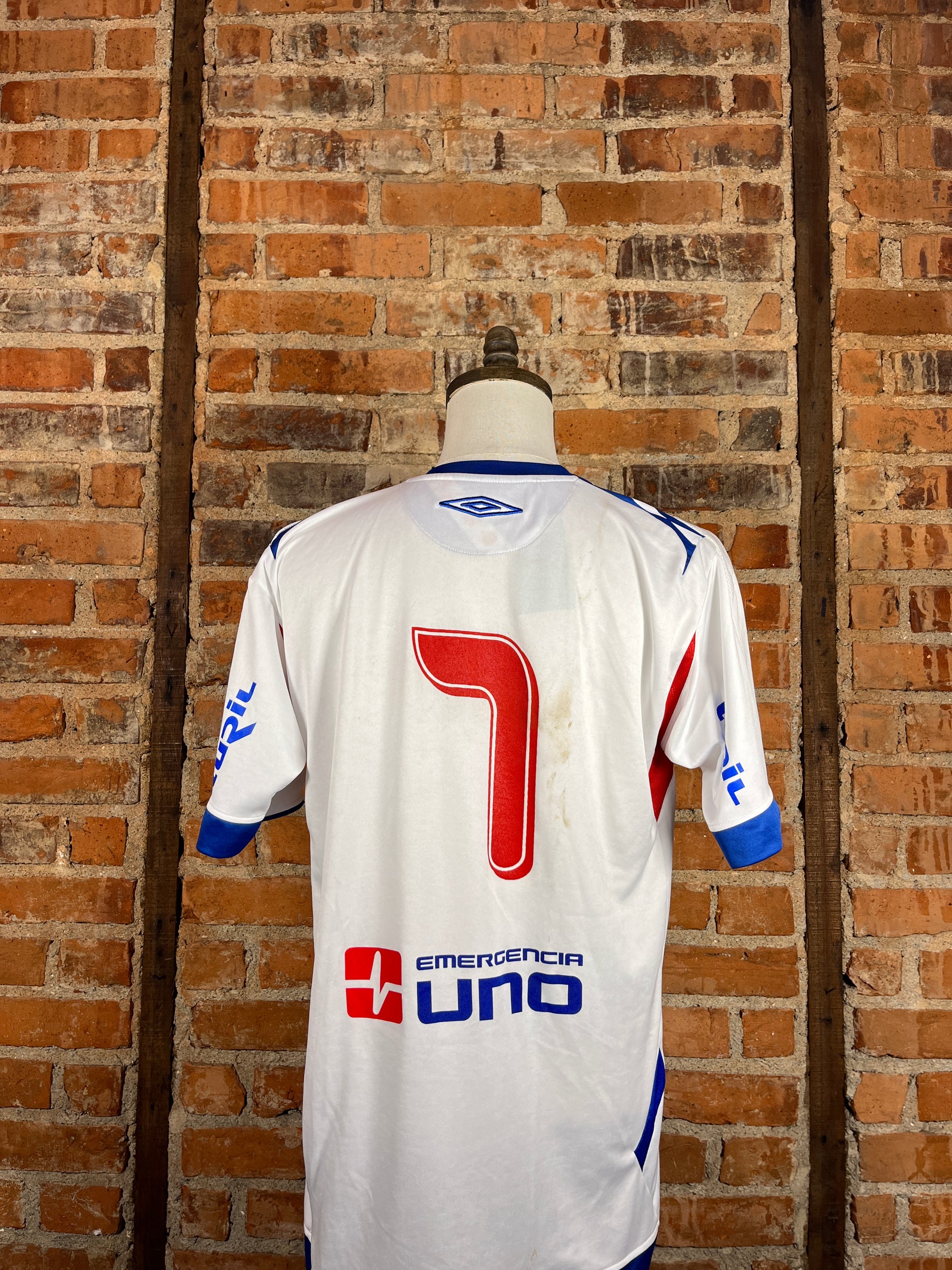 Nacional de Uruguay #1 – Home – 2007 – L – (6/10)
