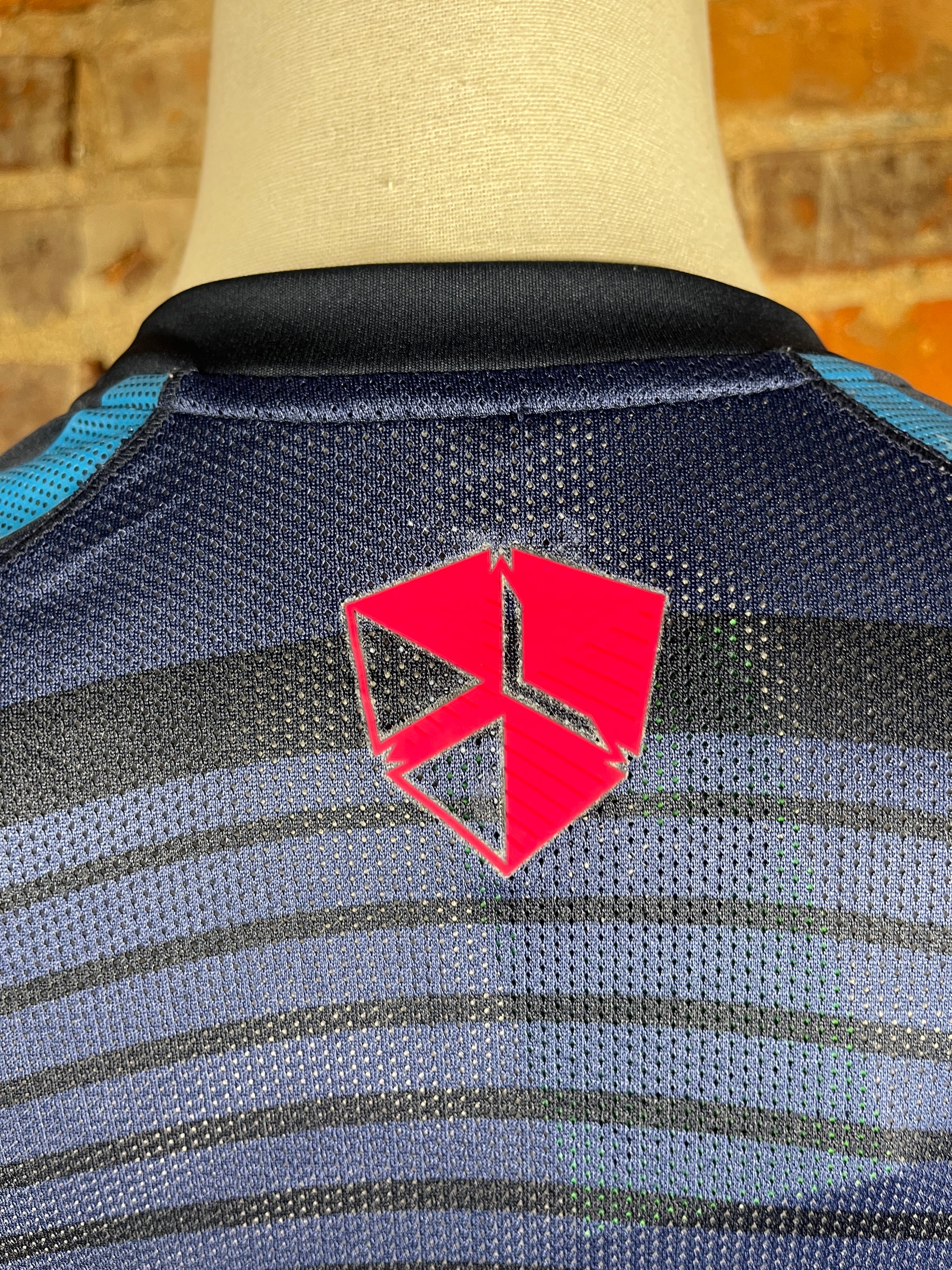 Barcelona L/S – Training – 2023 – M – (9/10)