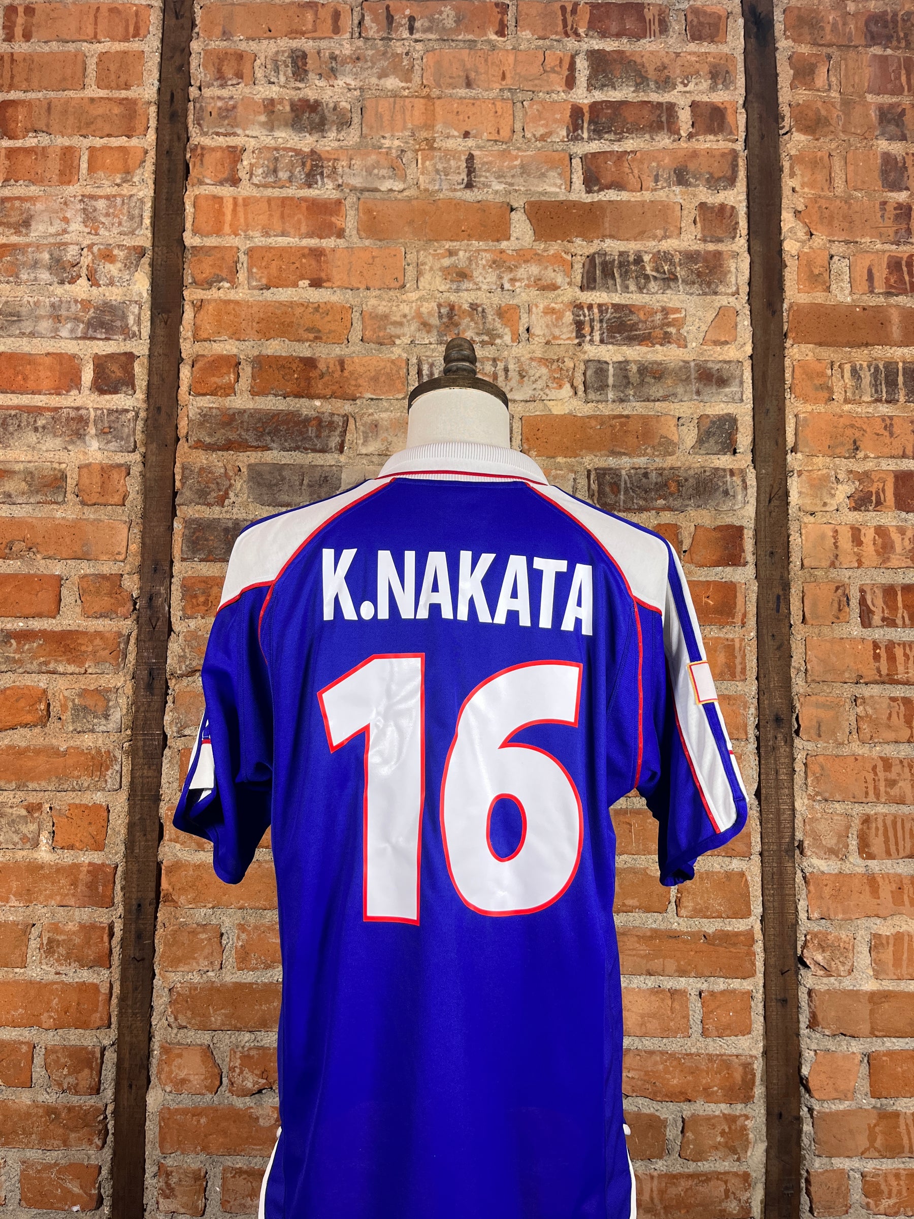 Japan K. Nakata #16 Match Worn/Issue – Home – 2001 – L – (8/10)