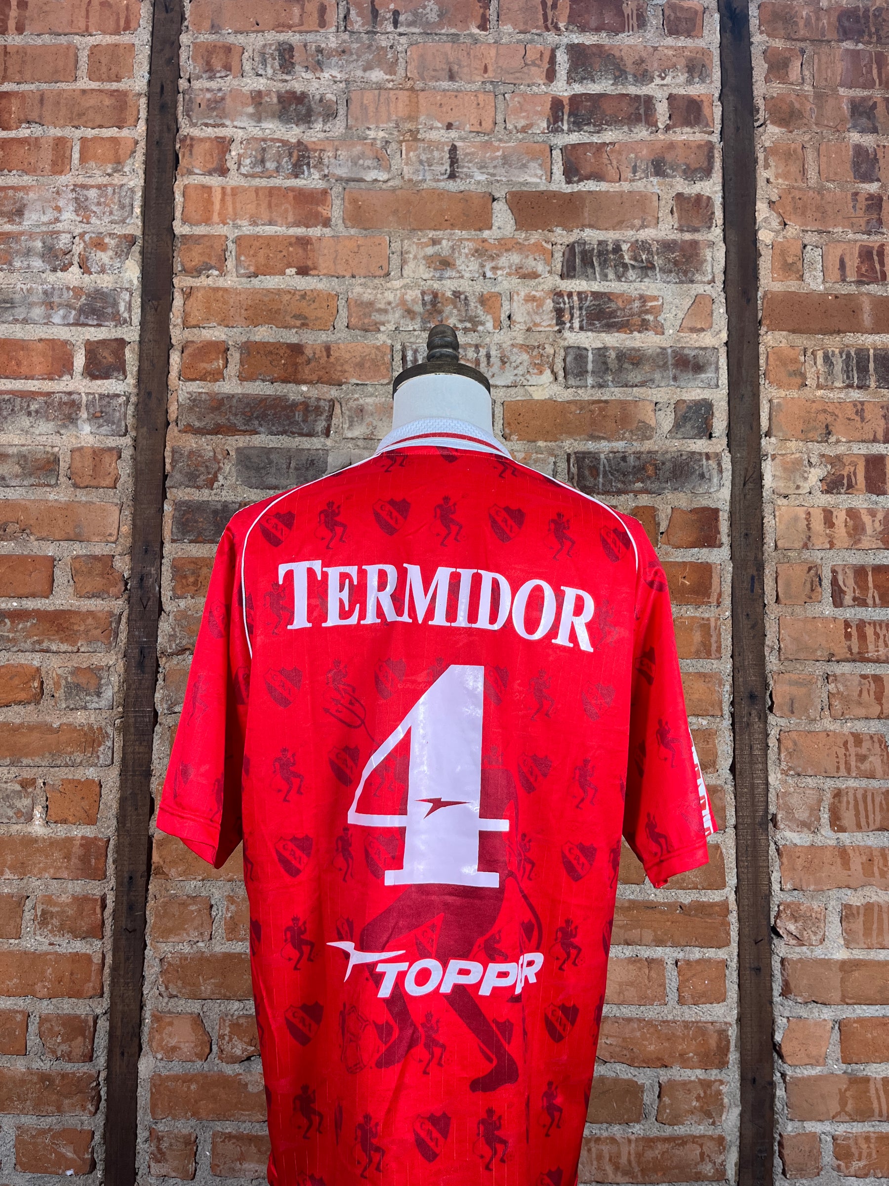 Club Atlético Independiente #4 Match Worn/Issue – Home – 1997 – XL – (8/10)