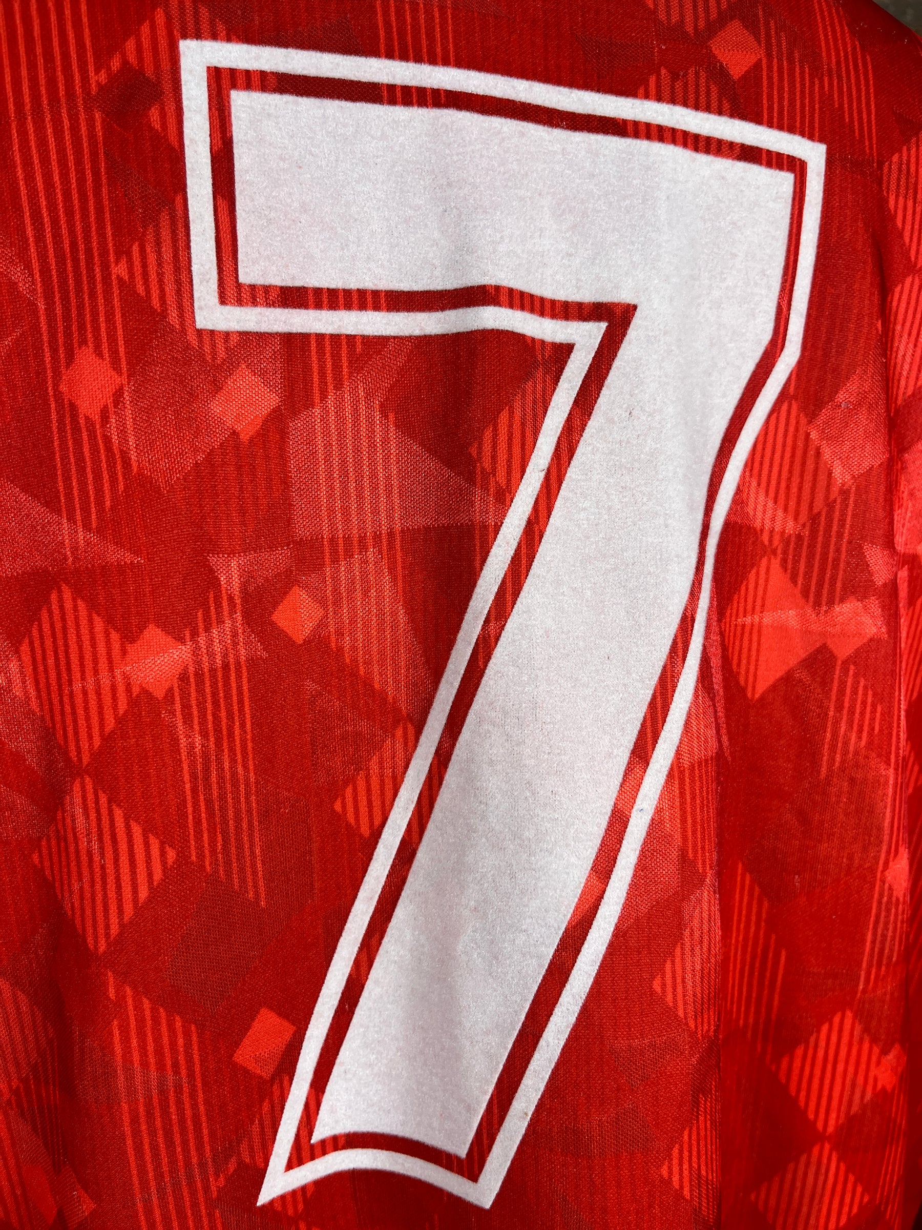 Hungary #7 L/S Match Worn/Issue – Home – 1993 – L – (8/10)