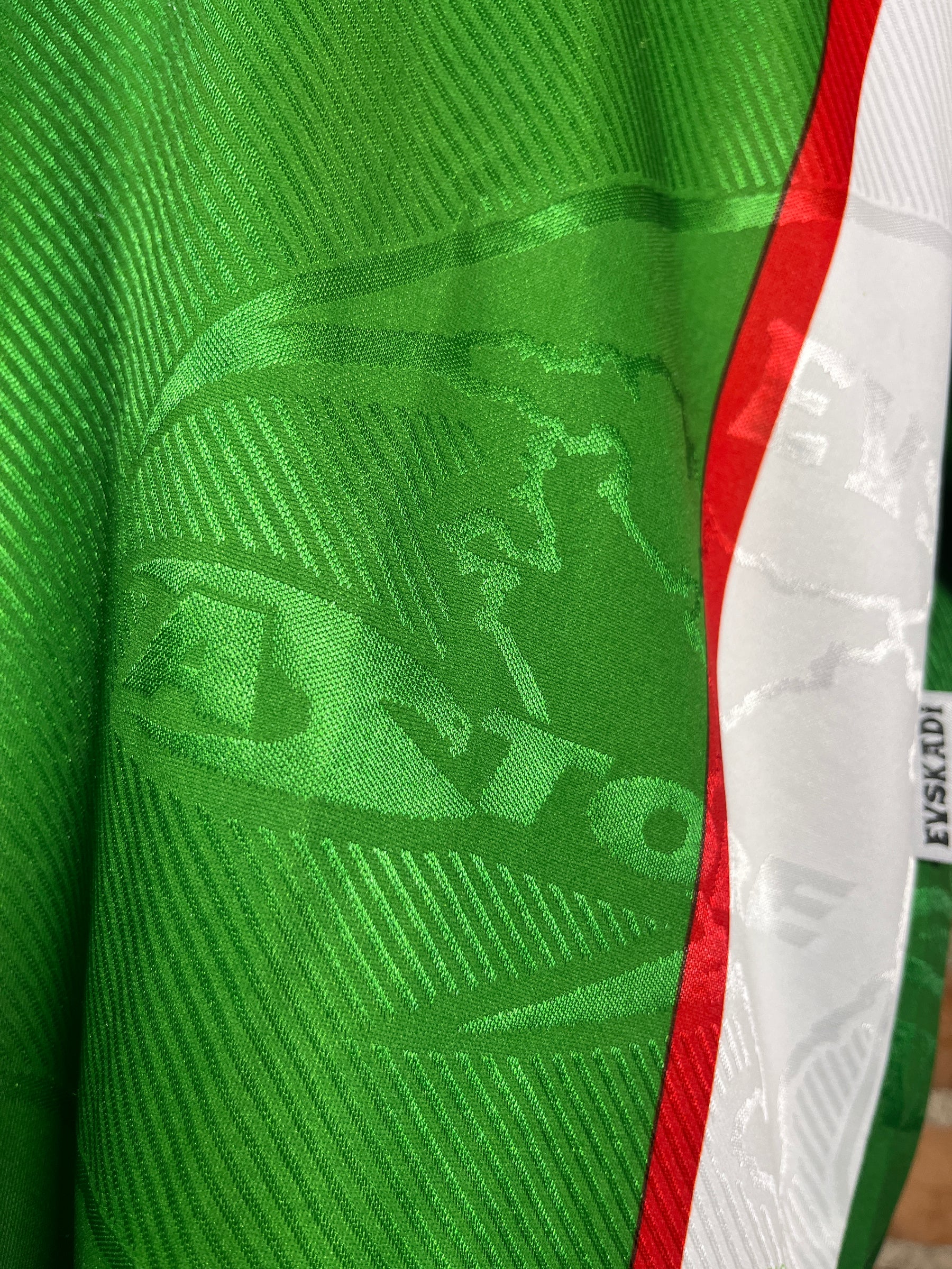 Basque Country (Euskadi) #10 Used by Bakero Match Worn/Issue – Home – 1993 – L – (8/10)