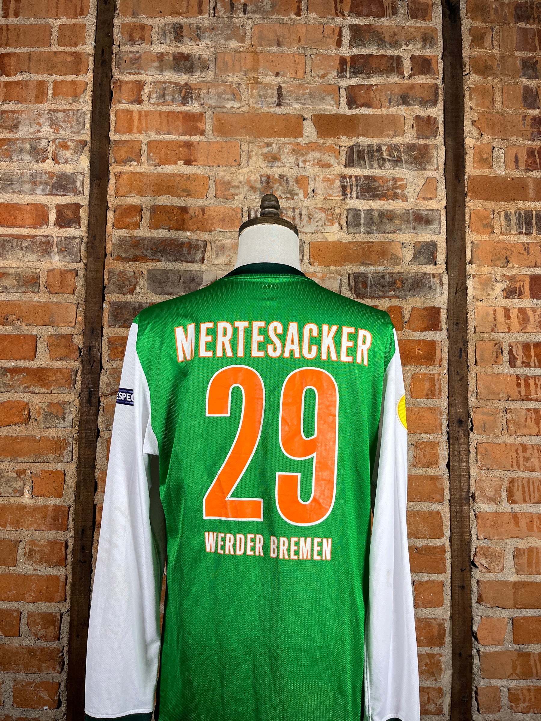 SV Werder Bremen L/S Mertesacker #29 Match Worn/Issue – Home – 2009 – XL – (8/10)