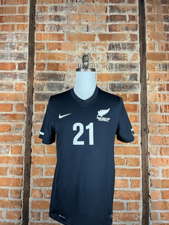 New Zealand Christie #21 Match Worn/Issue – Away – 2012 – L – (9/10)