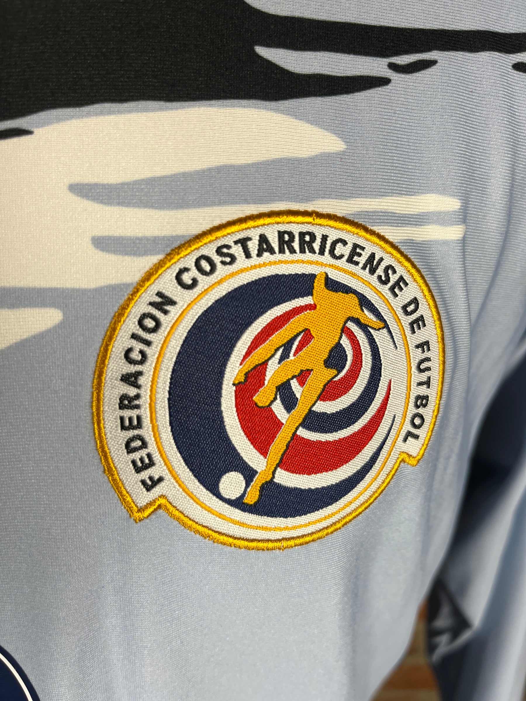 Costa Rica #18 Porras L/S – Goalkeeper – 2006 – L – (8/10)