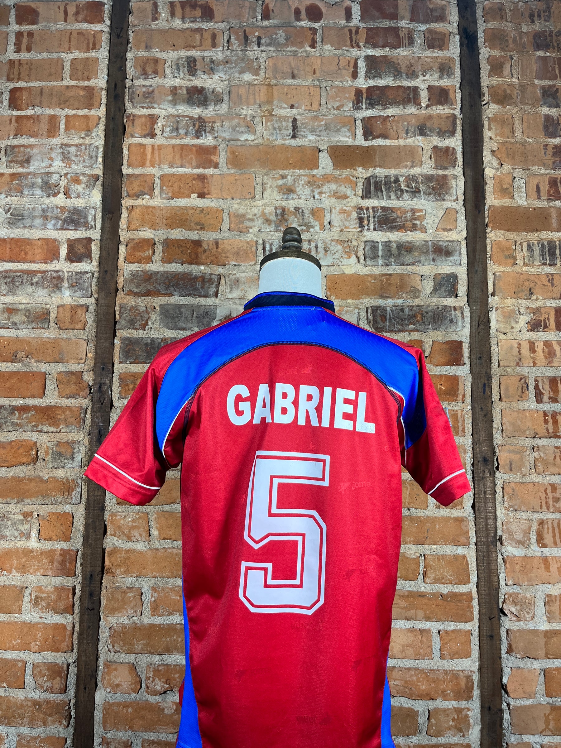 Costa Rica #5 Gabriel Match Worn/Issue – Home – 2005 – L – (8/10)