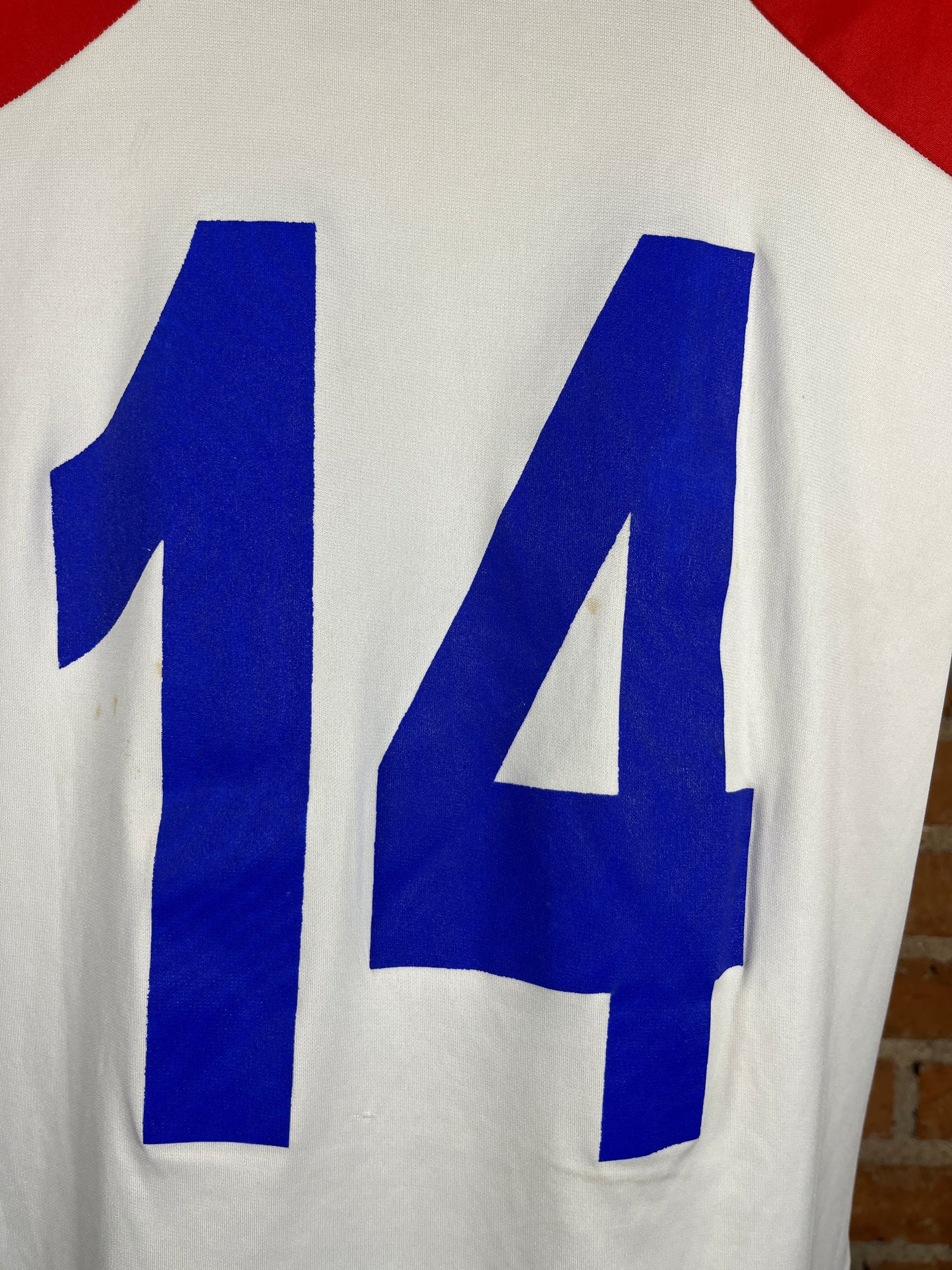 Costa Rica #14 Armando Alonso Match Worn/Issue – Away – 2009 – L – (7/10)