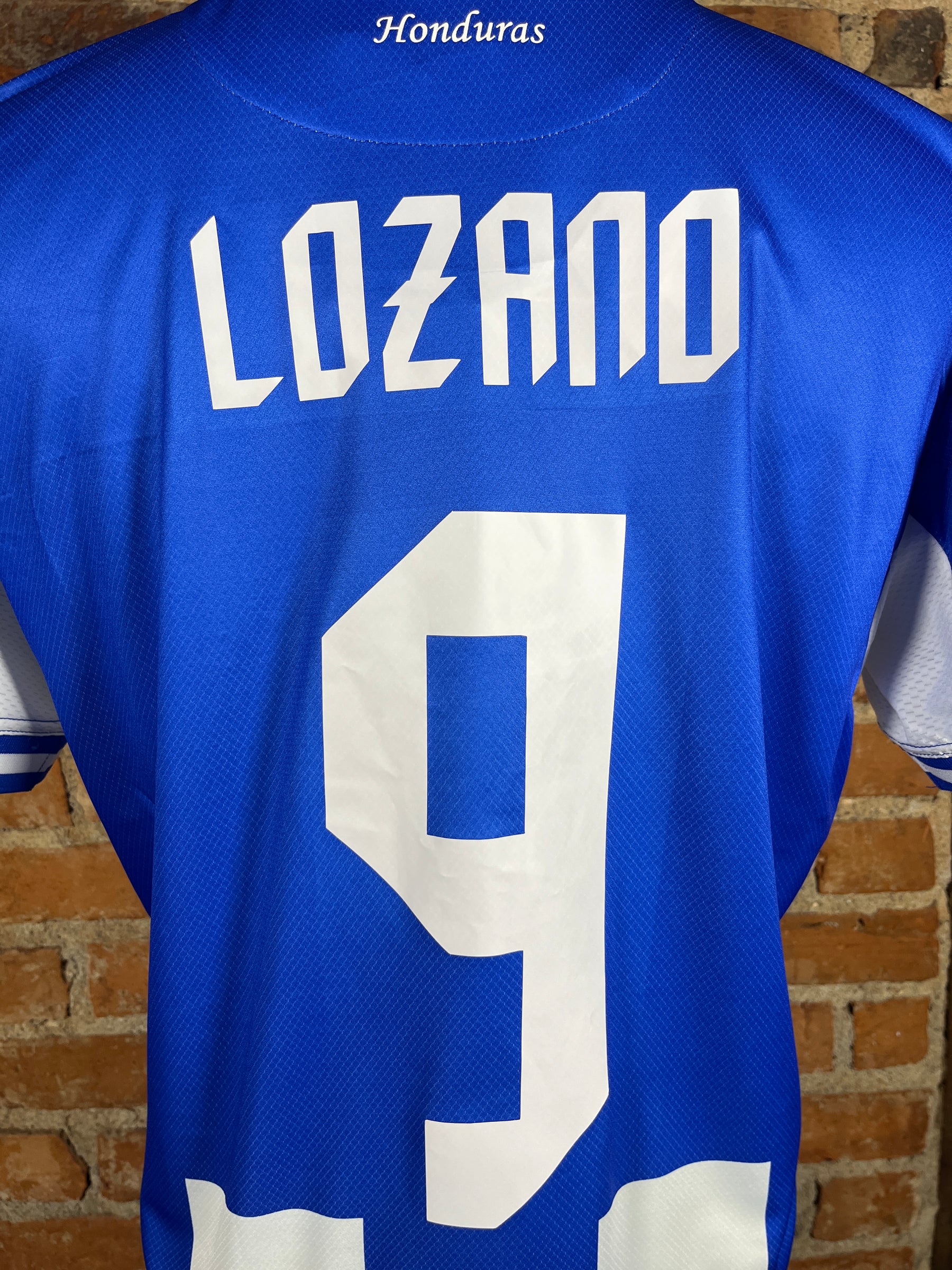 Honduras #9 Lozano Match Worn/Issue – Home – 2025 – L – (8/10)