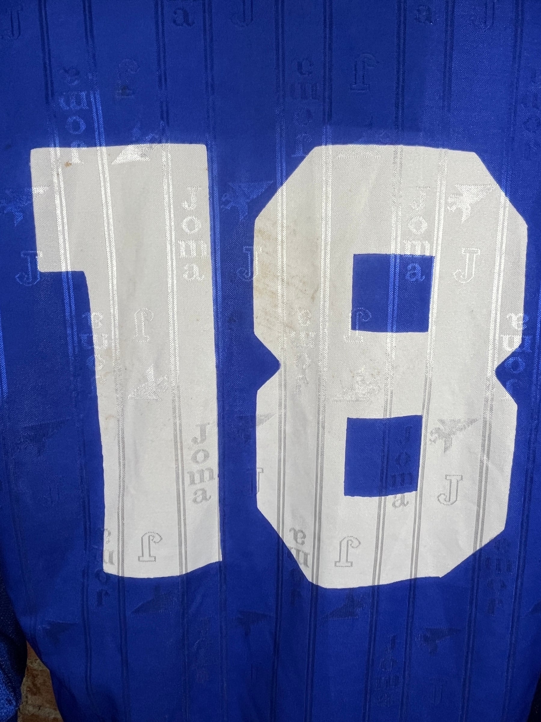 Honduras #18 Match Worn/Issue – Away – 2001 – L – (7/10)