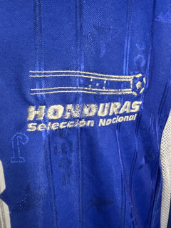 Honduras #18 Match Worn/Issue – Away – 2001 – L – (7/10)