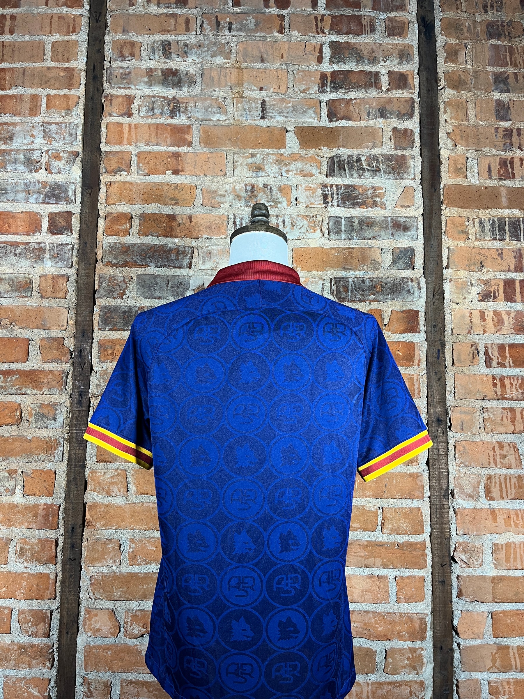 AS Roma – Third Kit – 2019 – M – (9/10)