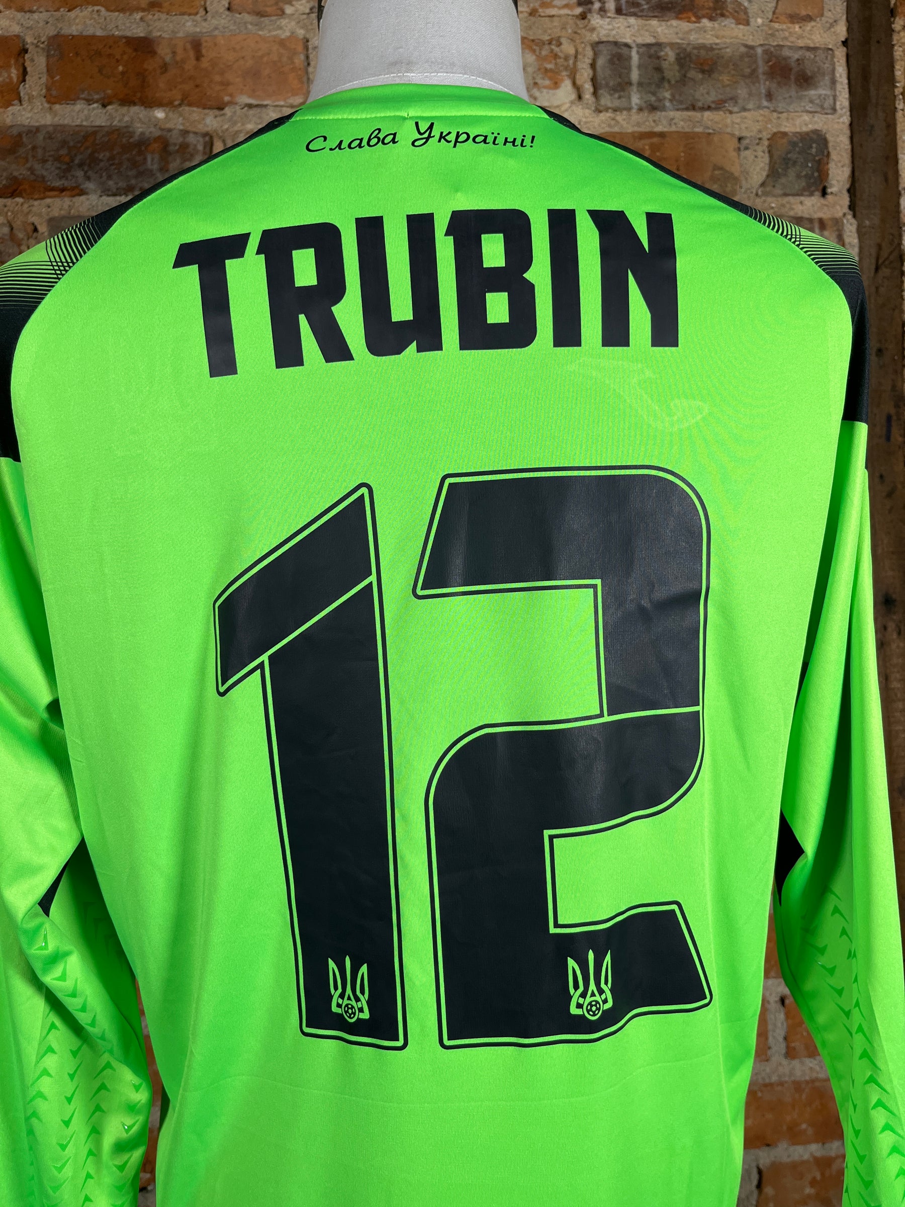Ukraine #12 Trubin - Goalkeeper (Worn in UEFA Nations League 
10.09.2024 in Prague) – 2024 – XL – (9/10)