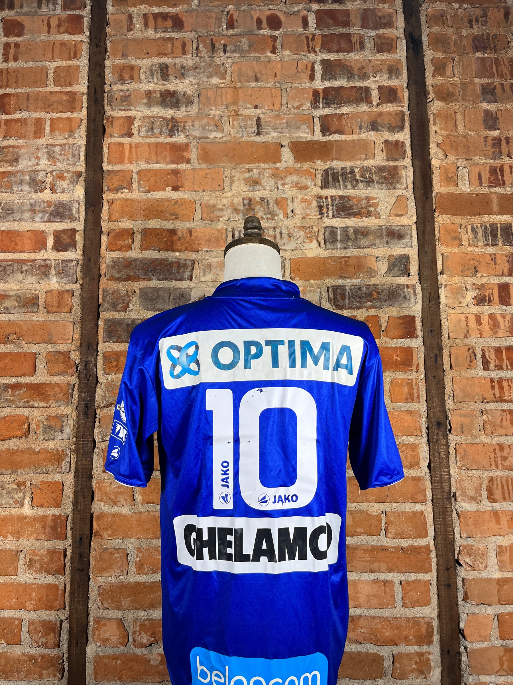 K.A.A. Gent #10 Randall Azofeifa Match Worn/Issue – Home – 2011 – M – (8/10)