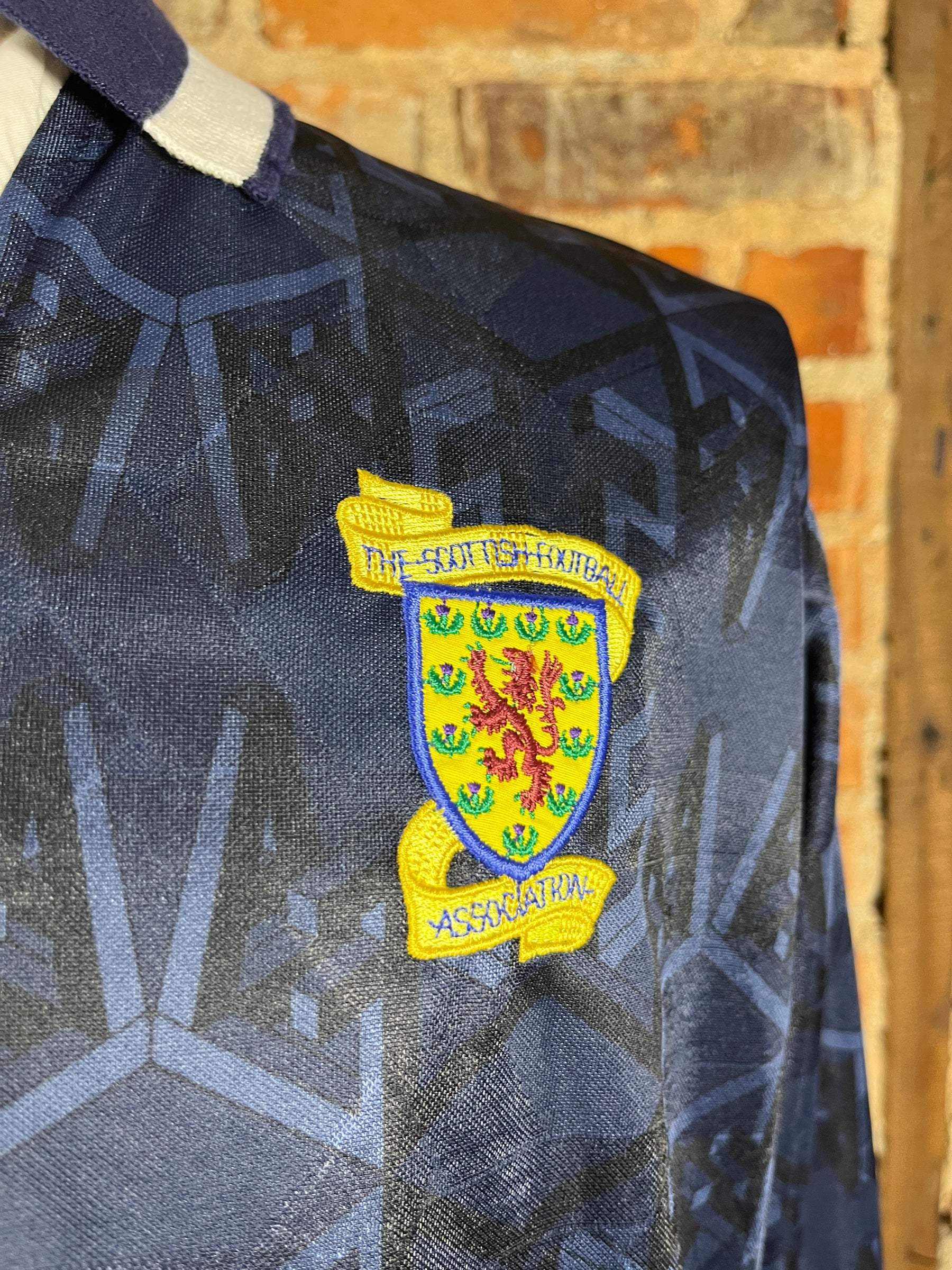 Scotland #15 L/S Match Worn/Issue – Home – 1992 – XL – (7/10)