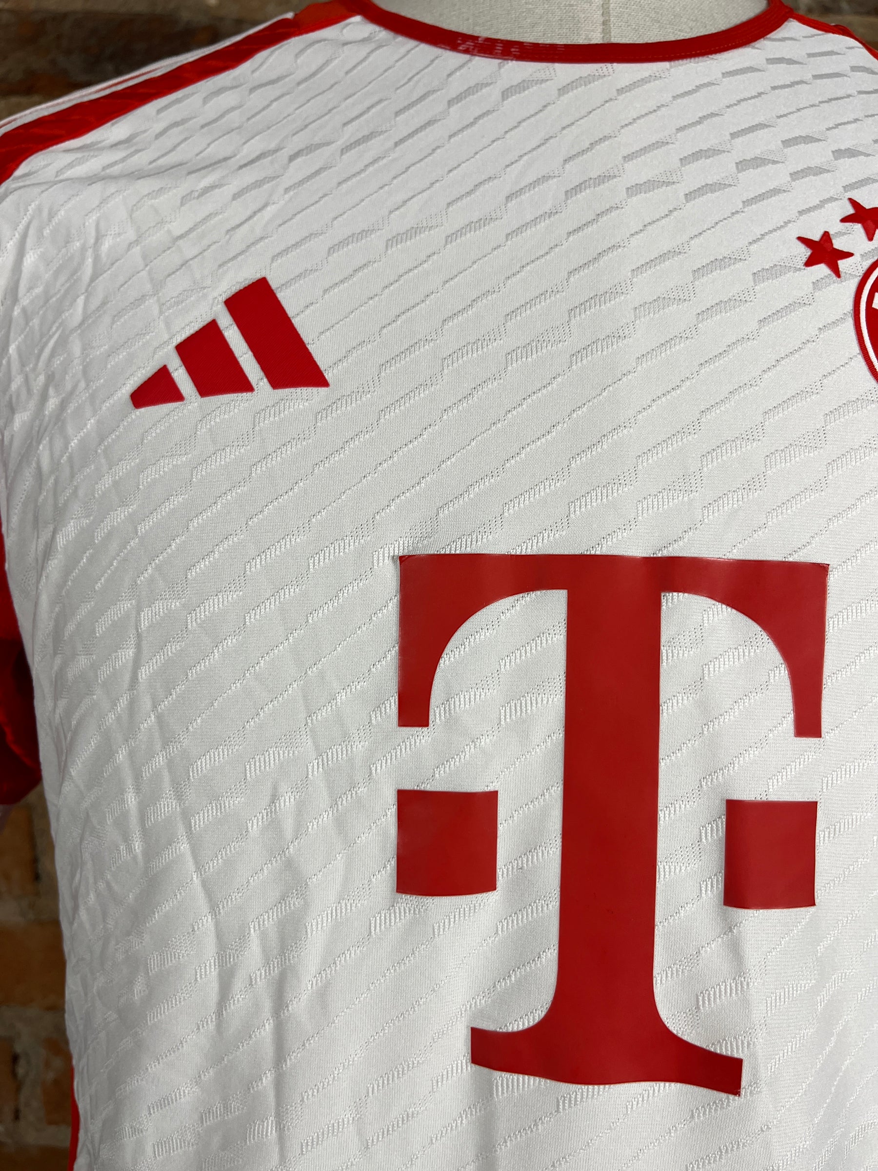 Bayern Munich #8 Goretzka Match Worn/Issue – Home – 2023 – 5/M – (8/10)