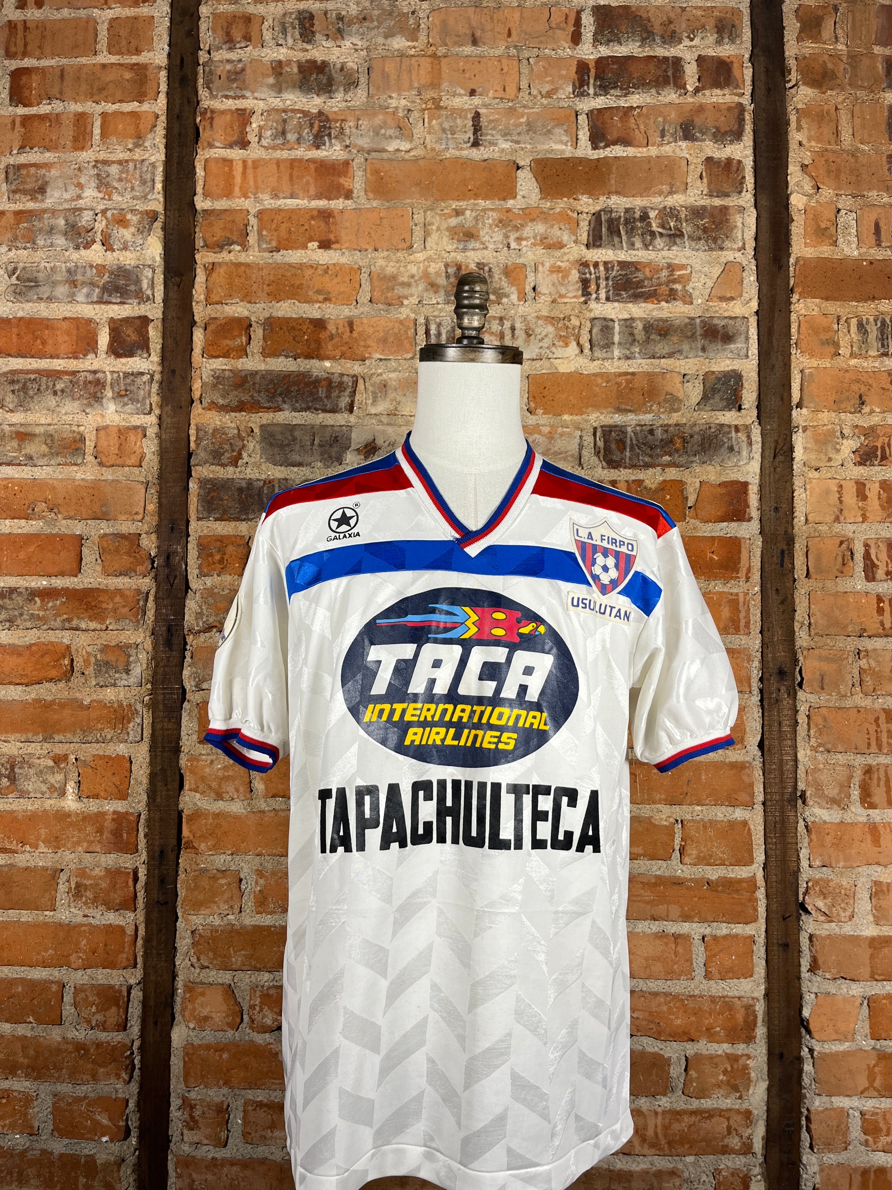 C.D. Luis Ángel Firpo #7 Match Worn/Issue – Away – 1995 – XL – (6/10)