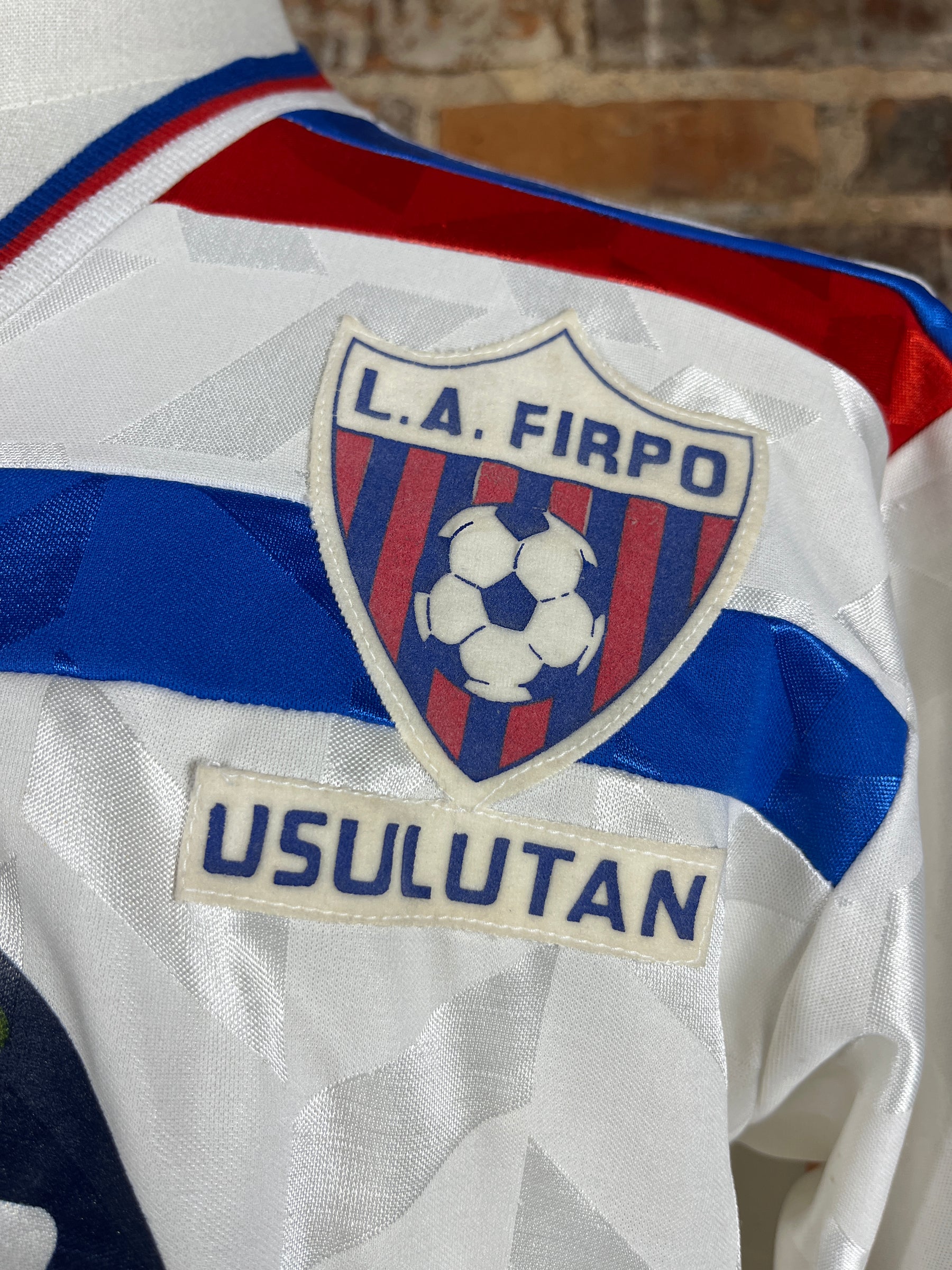 C.D. Luis Ángel Firpo #7 Match Worn/Issue – Away – 1995 – XL – (6/10)