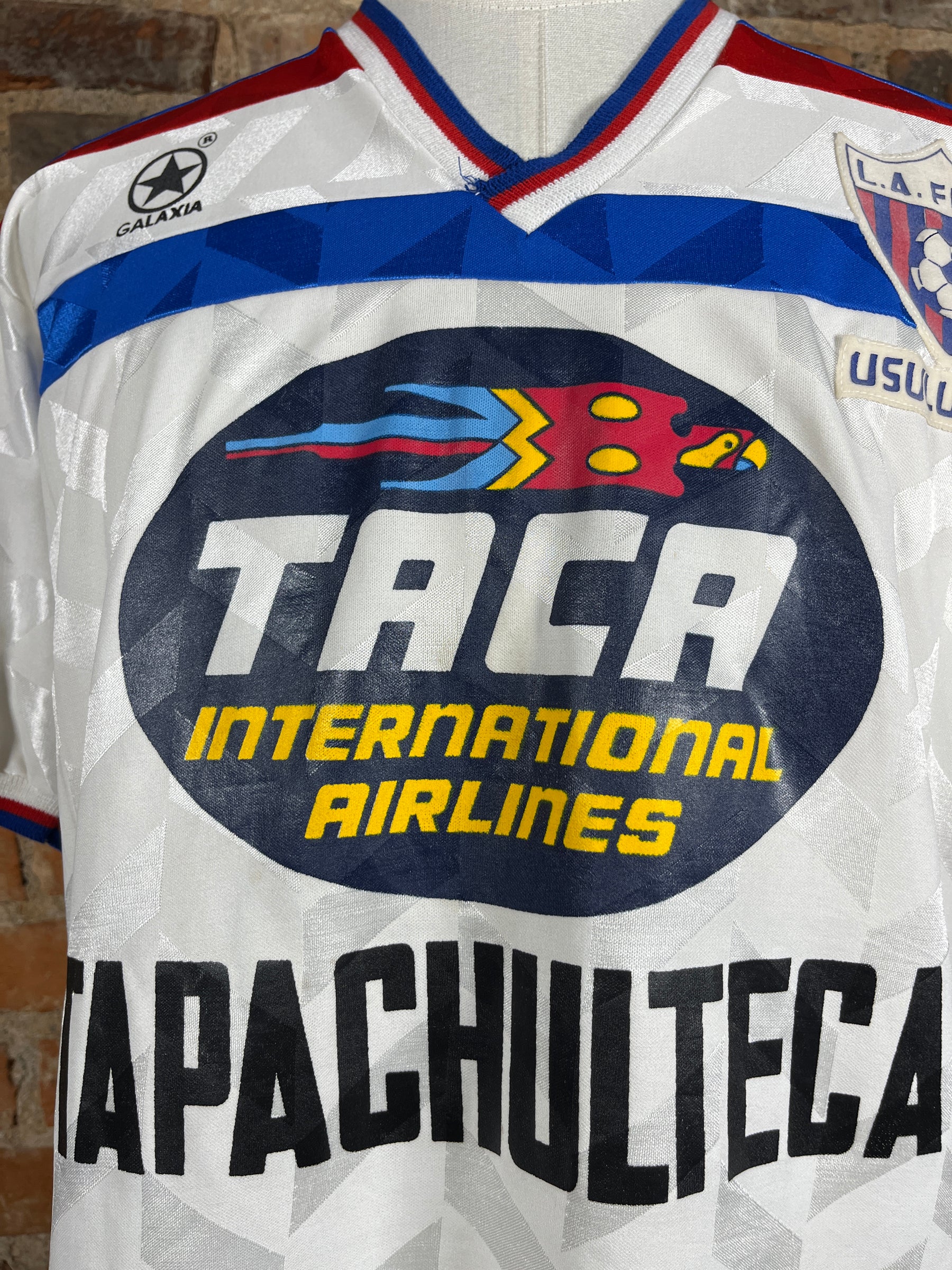 C.D. Luis Ángel Firpo #7 Match Worn/Issue – Away – 1995 – XL – (6/10)