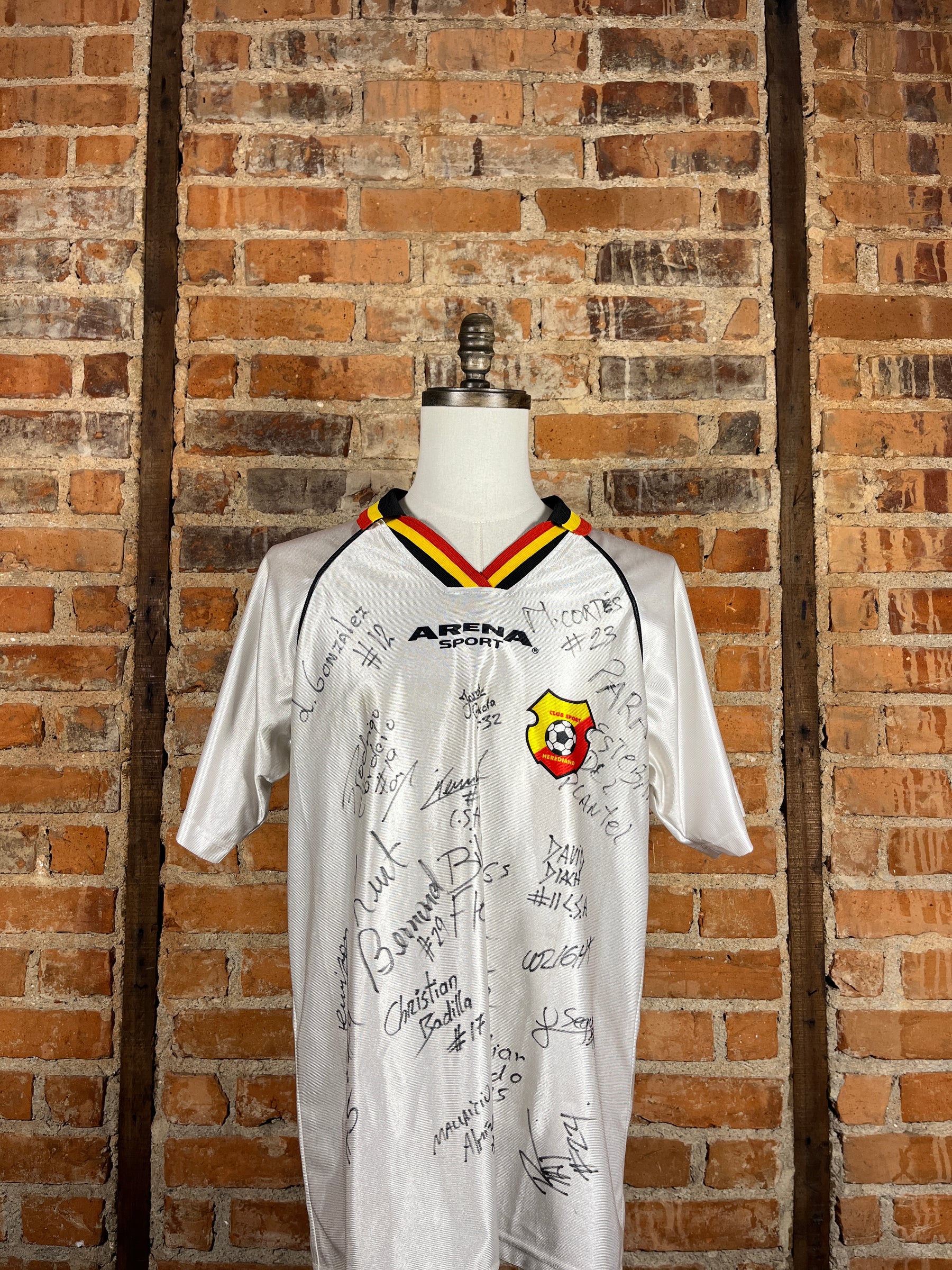 Club Sport Herediano Signed – Away – L – 2000 – (6/10)