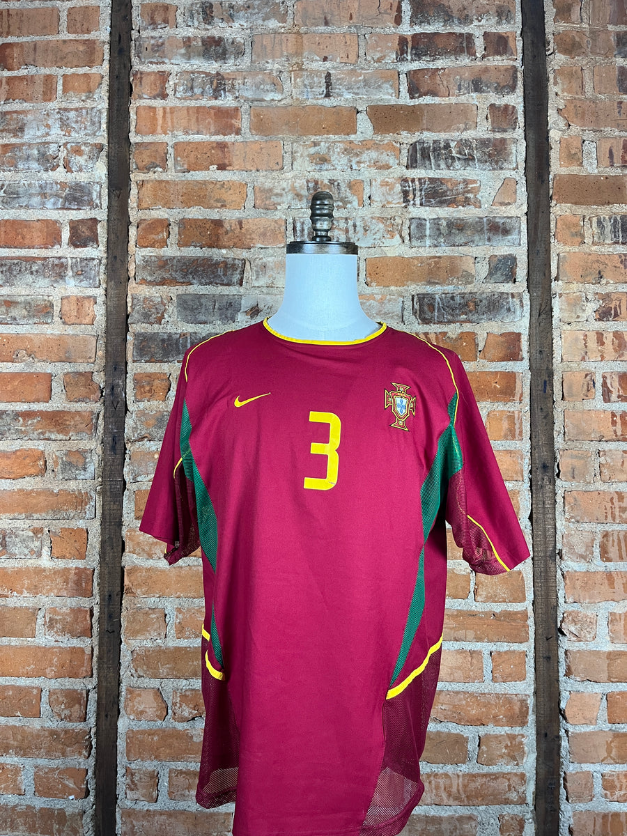 Portugal #3 Rui Jorge Match Worn/Issue – Home – L – 2004 – (7/10)