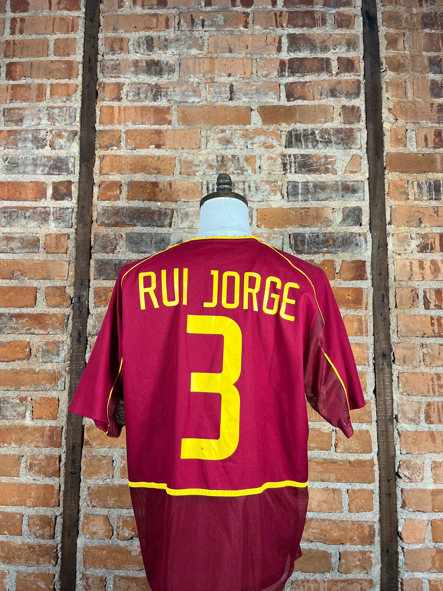 Portugal #3 Rui Jorge Match Worn/Issue – Home – L – 2004 – (7/10)
