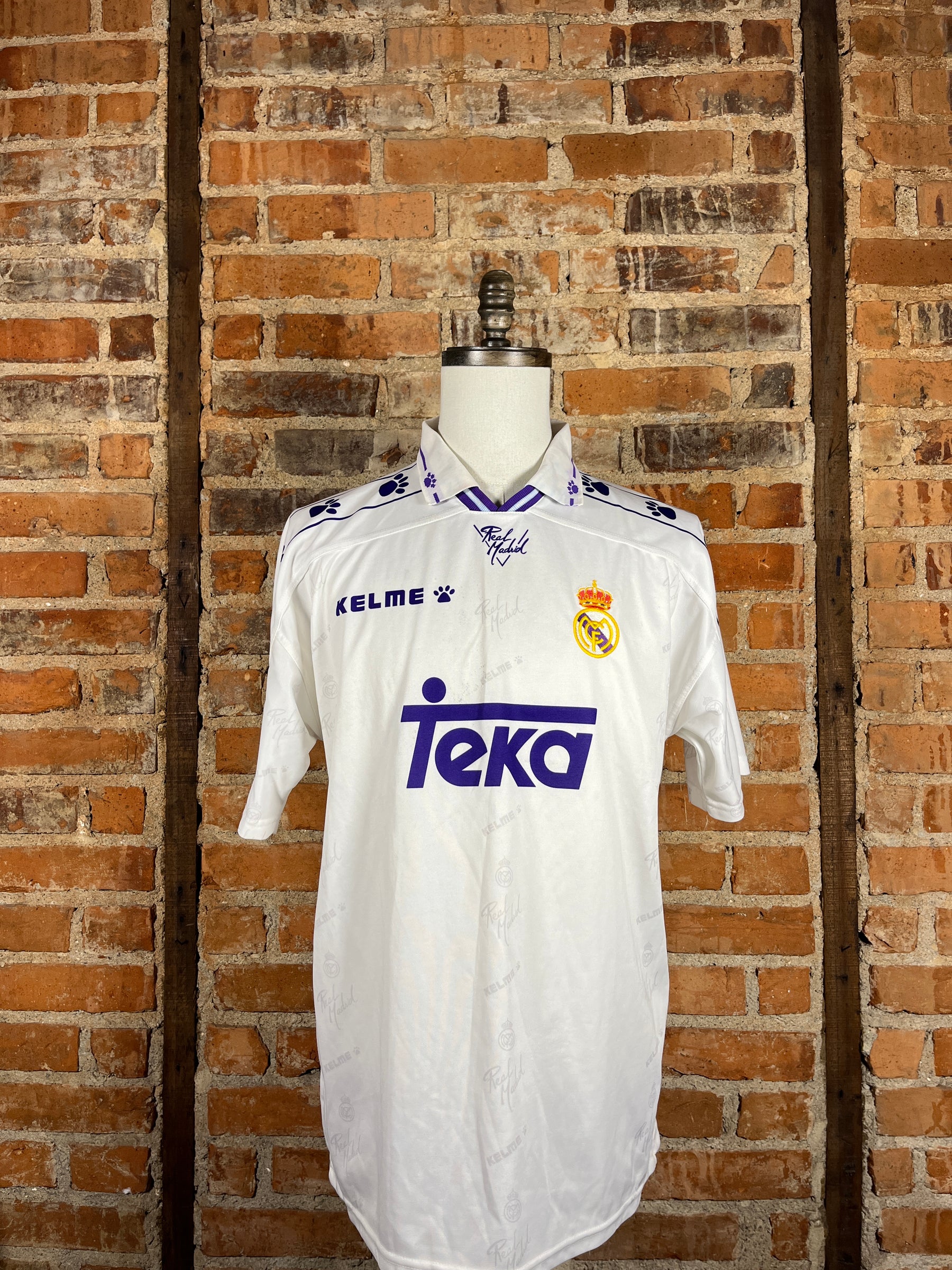 Real Madrid #15 Match Worn/Issue in Friendly Match - Home – L – 1996 – (8/10)