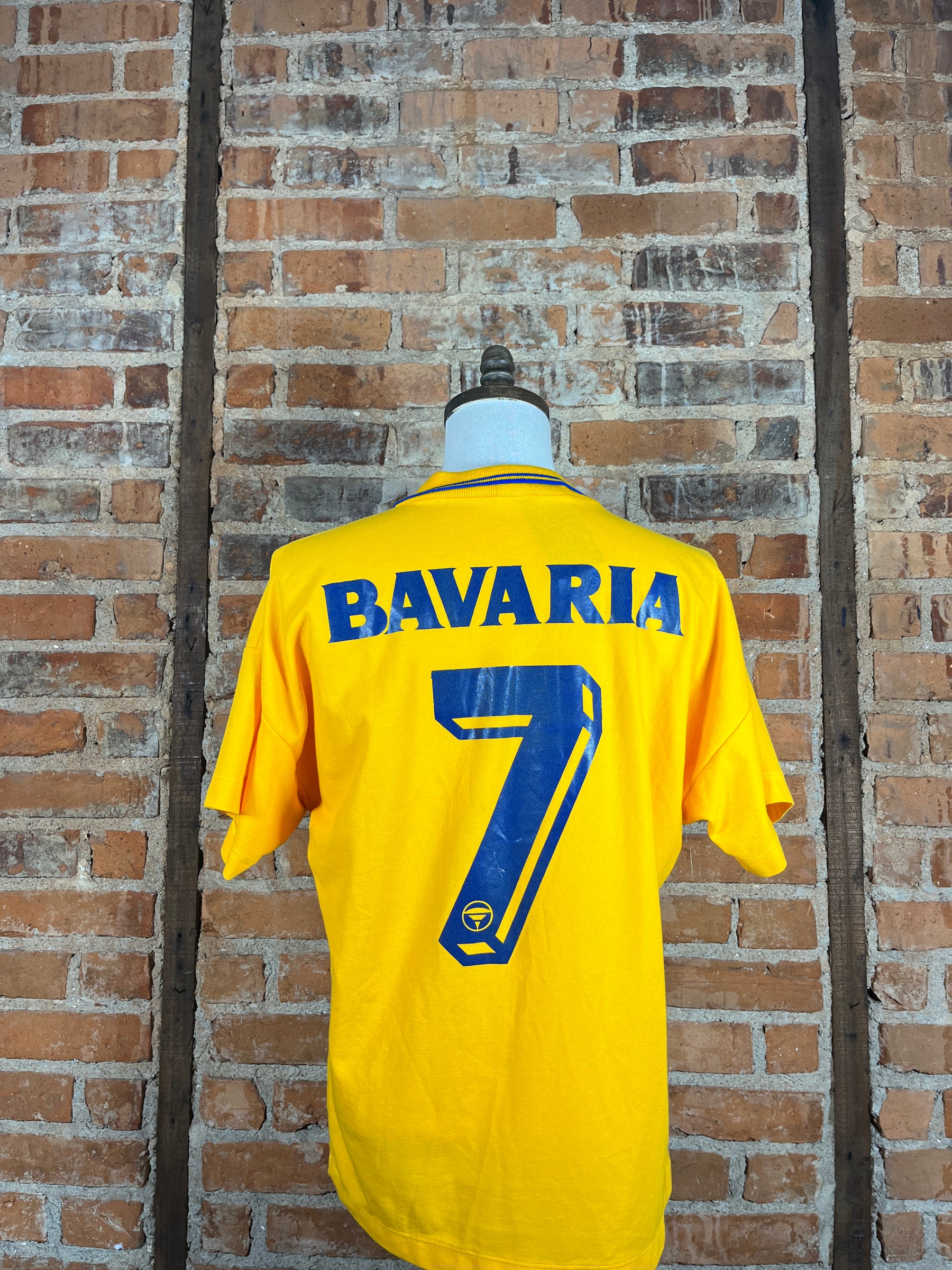 Colombia #7 Match Worn/Issue – Home – L – 1992 – (7/10)