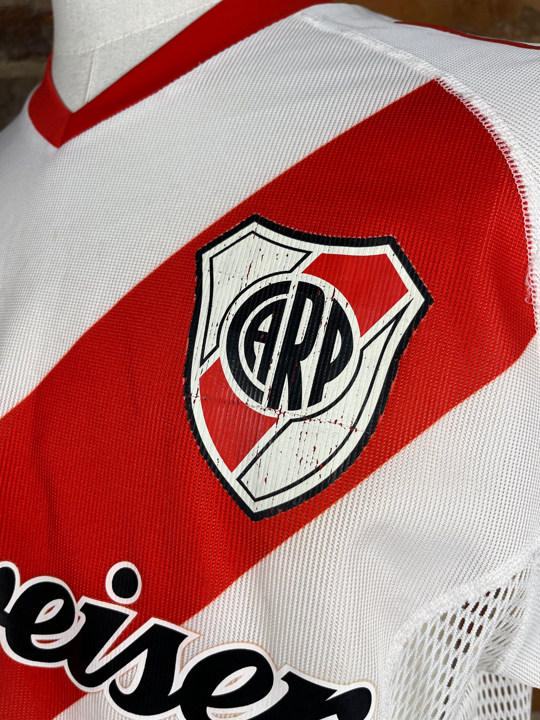 River Plate #8 Coudet Match Worn/Issue– Home – L – 2002 – (7/10)