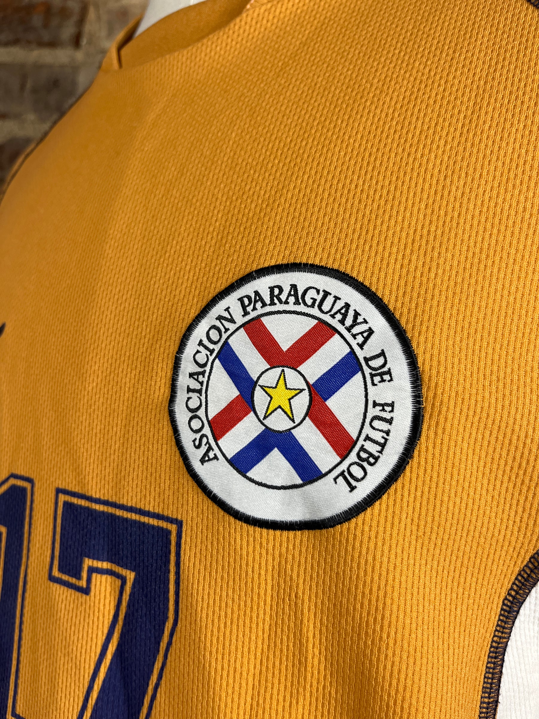 Paraguay #17 Match Worn/Issue – Away – L – 2002 – (7/10)