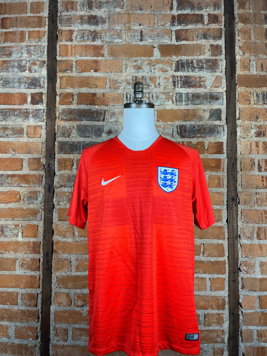 England – Away – L – 2018 – (8/10)