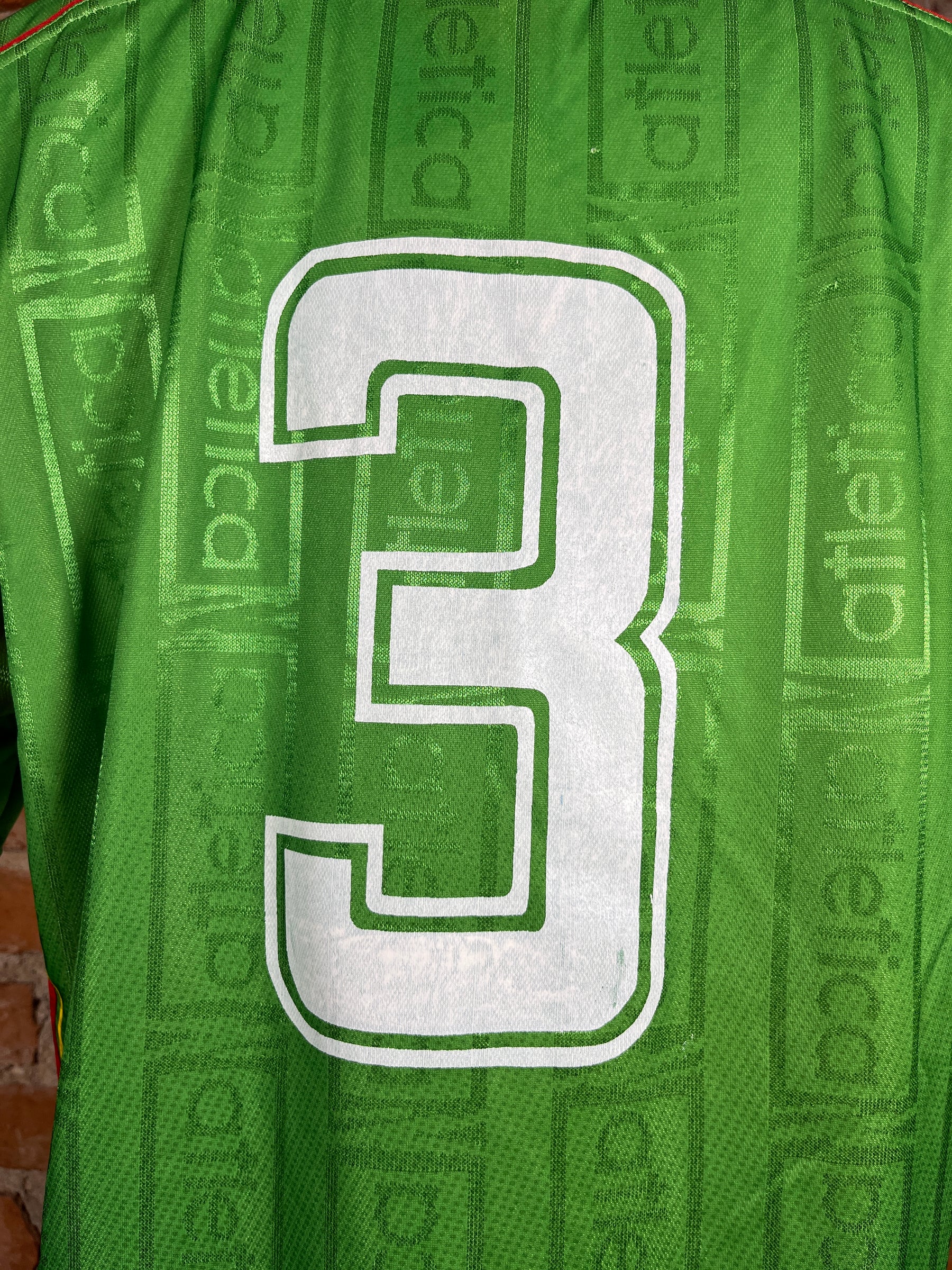 Bolivia #3 Match Worn/Issue – Home – XL – 2000 – (8/10)