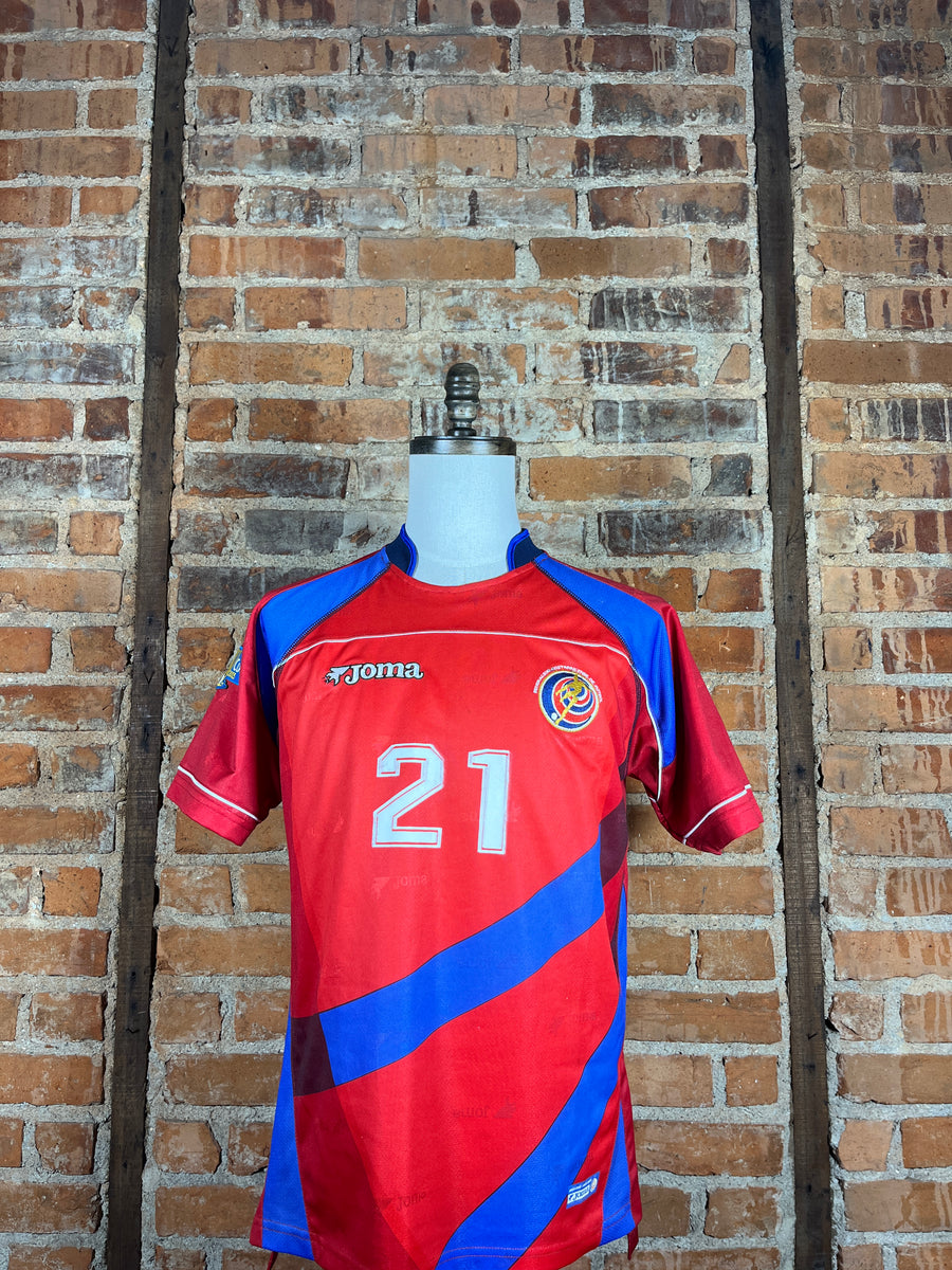 Costa Rica #21 Brenes Match Worn – Home – L – 2004 – (7/10)