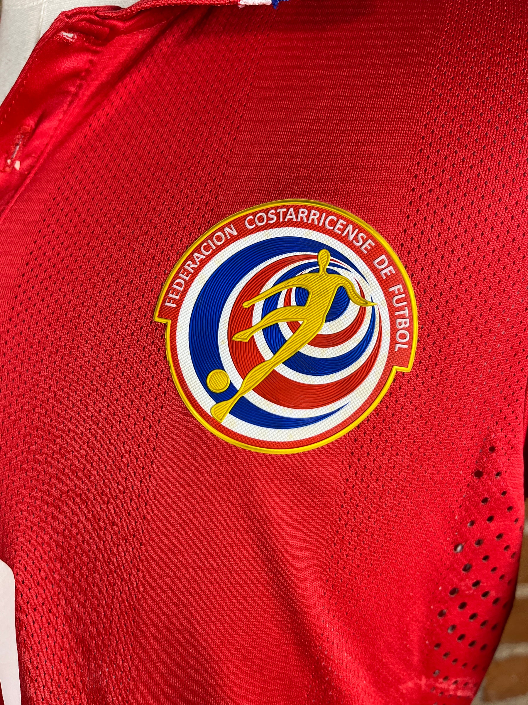 Costa Rica #14 R. Azofeifa Match Worn/Issue – Home – M – 2015 – (7/10)