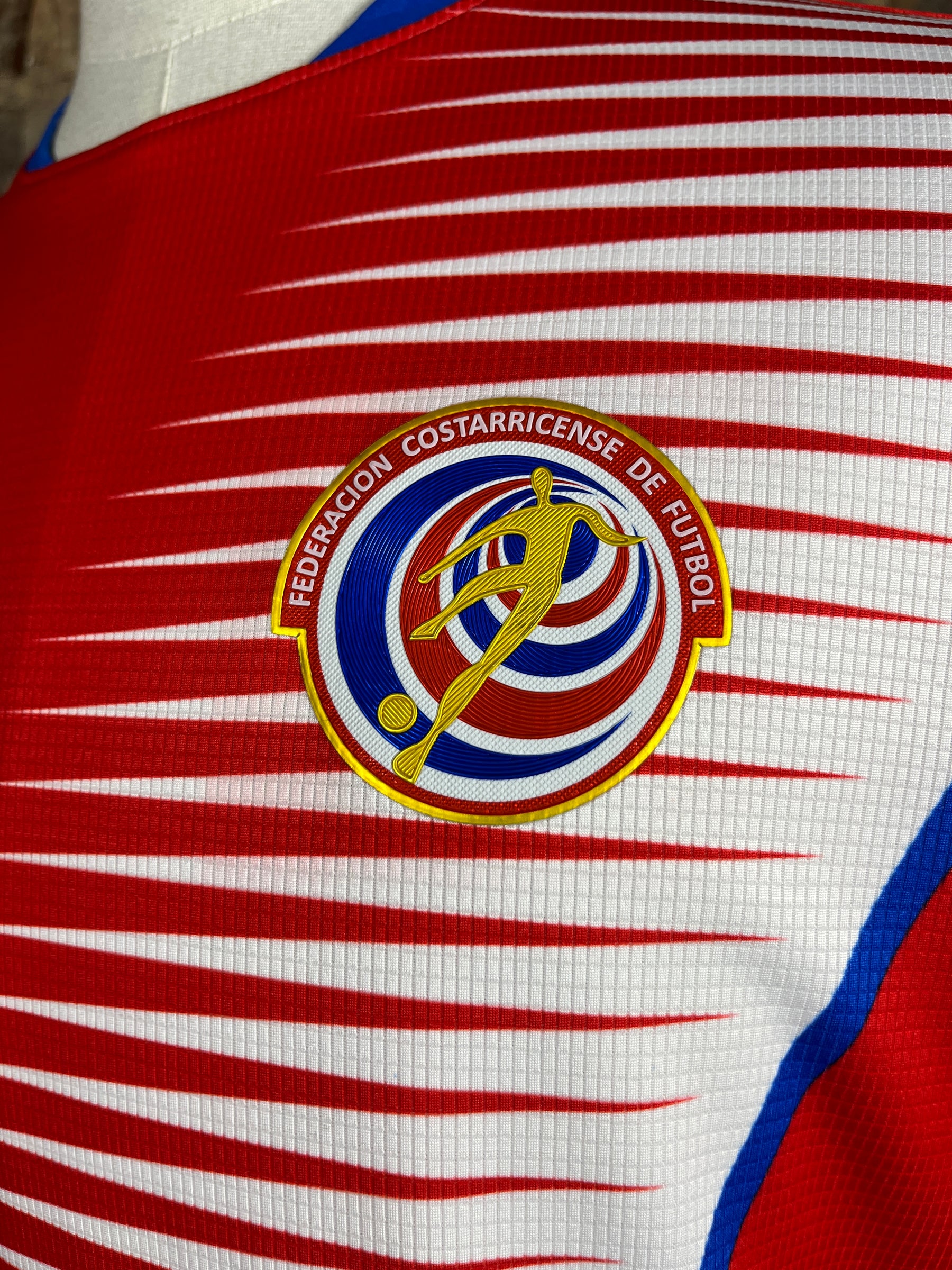 Costa Rica #20 D. Guzmán Match Worn/Issue – Home – M – 2018 – (8/10)