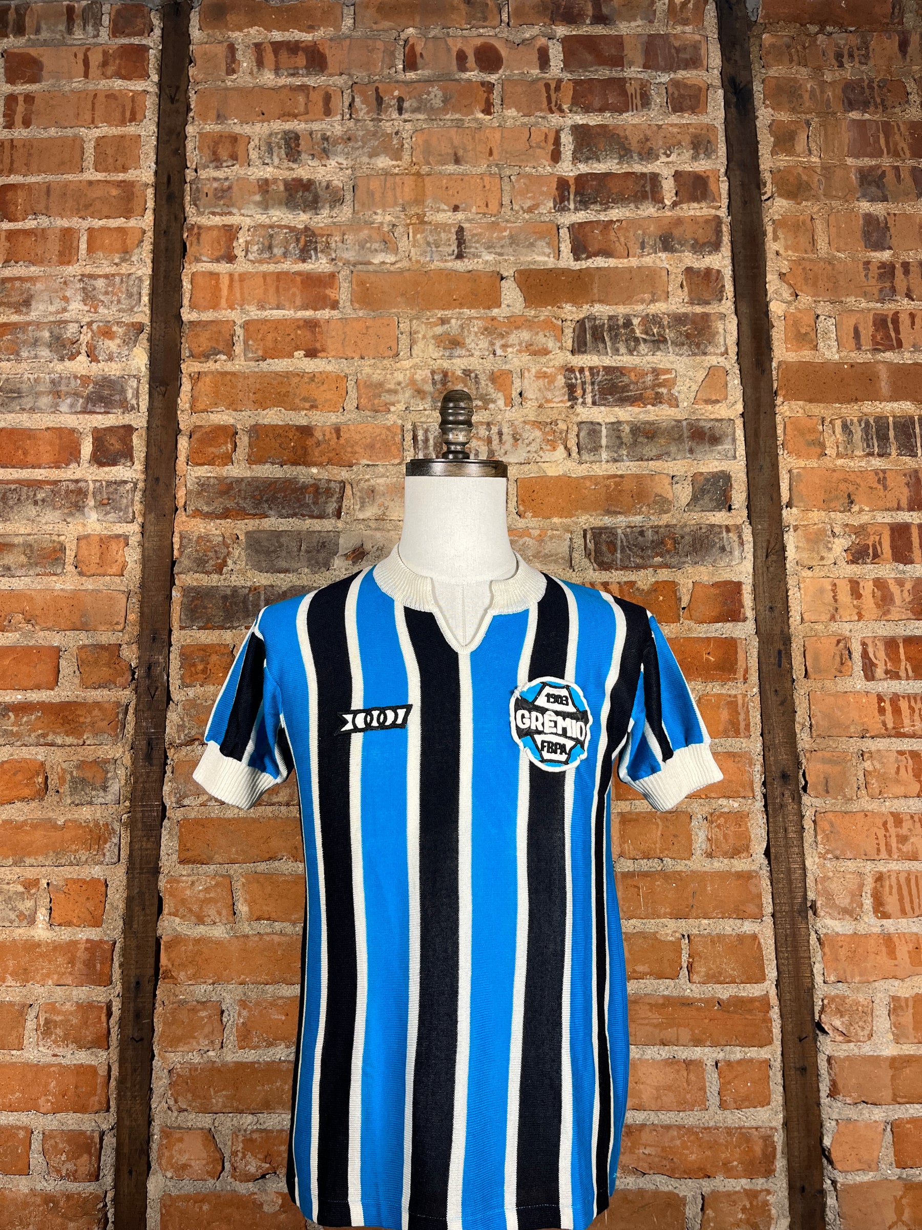Grêmio #7 Match Worn/Issue – Home – L – 1981 – (7/10)